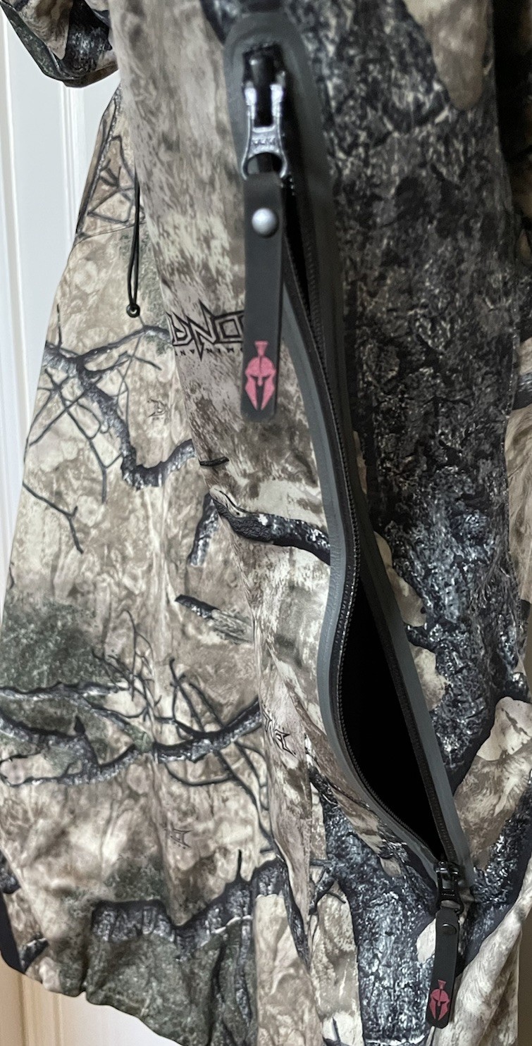 Kryptek DNA XL Rain Jacket. Great Condition with Hood.