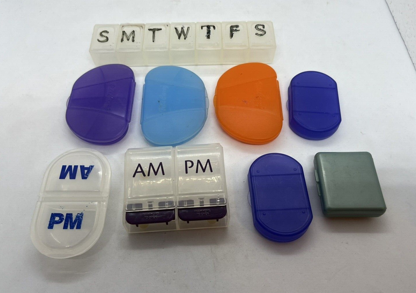 Lot of 9 Plastic Travel Pill Vitamin Cases pre-owned