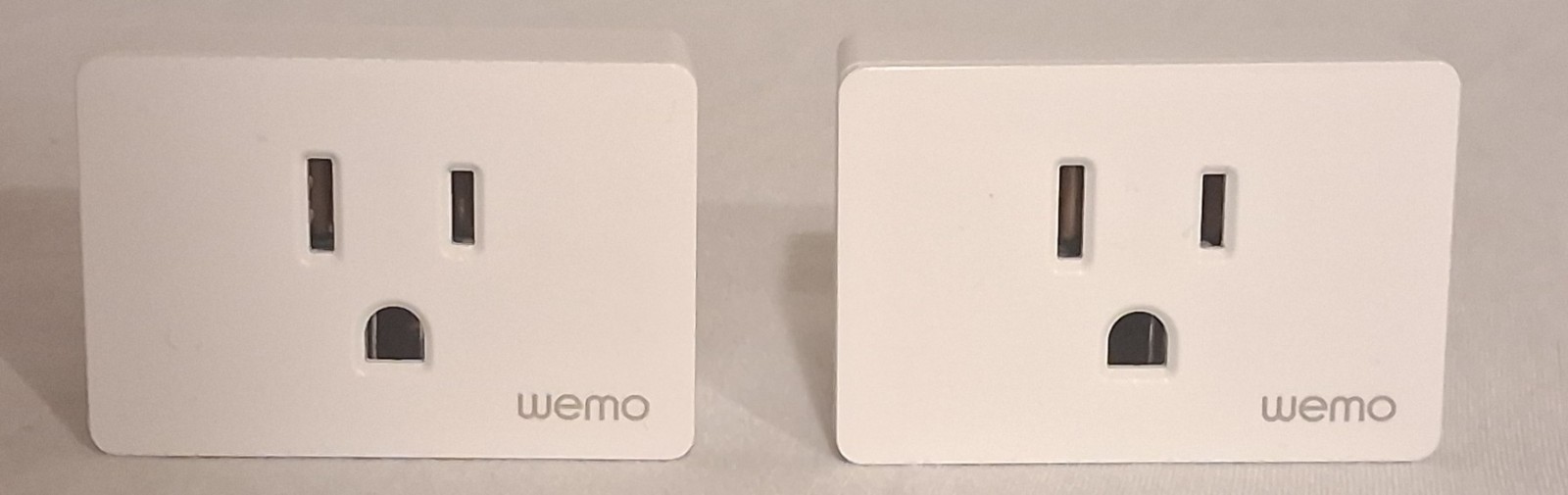 (Lot of 2) WeMo WIFI Smart Plug WSP080 Made By Belkin Save Power, Energy & Money
