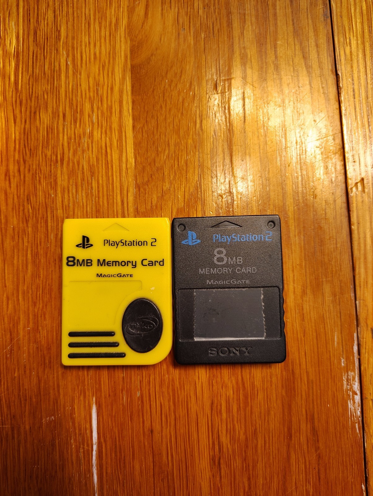 Sony PlayStation 2 Memory Card Lot of 2 PS2/PS1 Genuine Official MagicGate 8MB