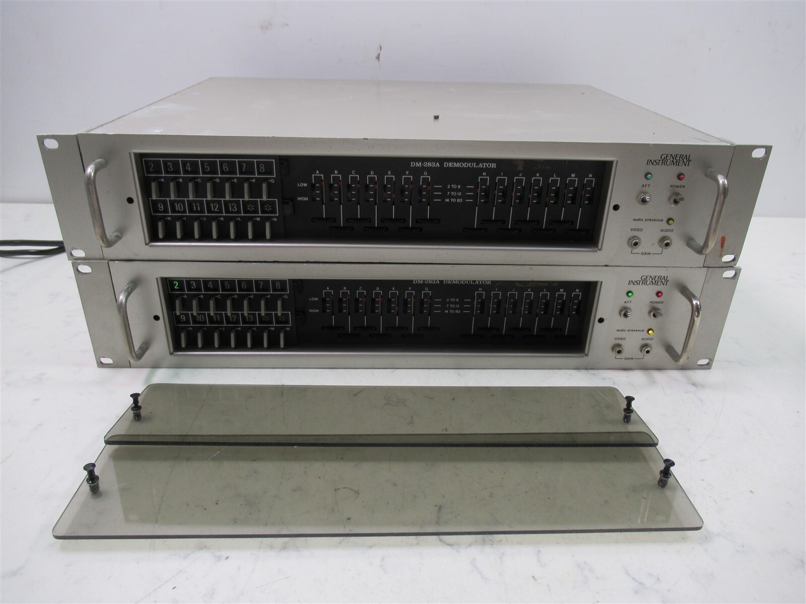 Lot of 2 General Instrument DM-283A Demodulator Decks Rack Mount Vintage Video