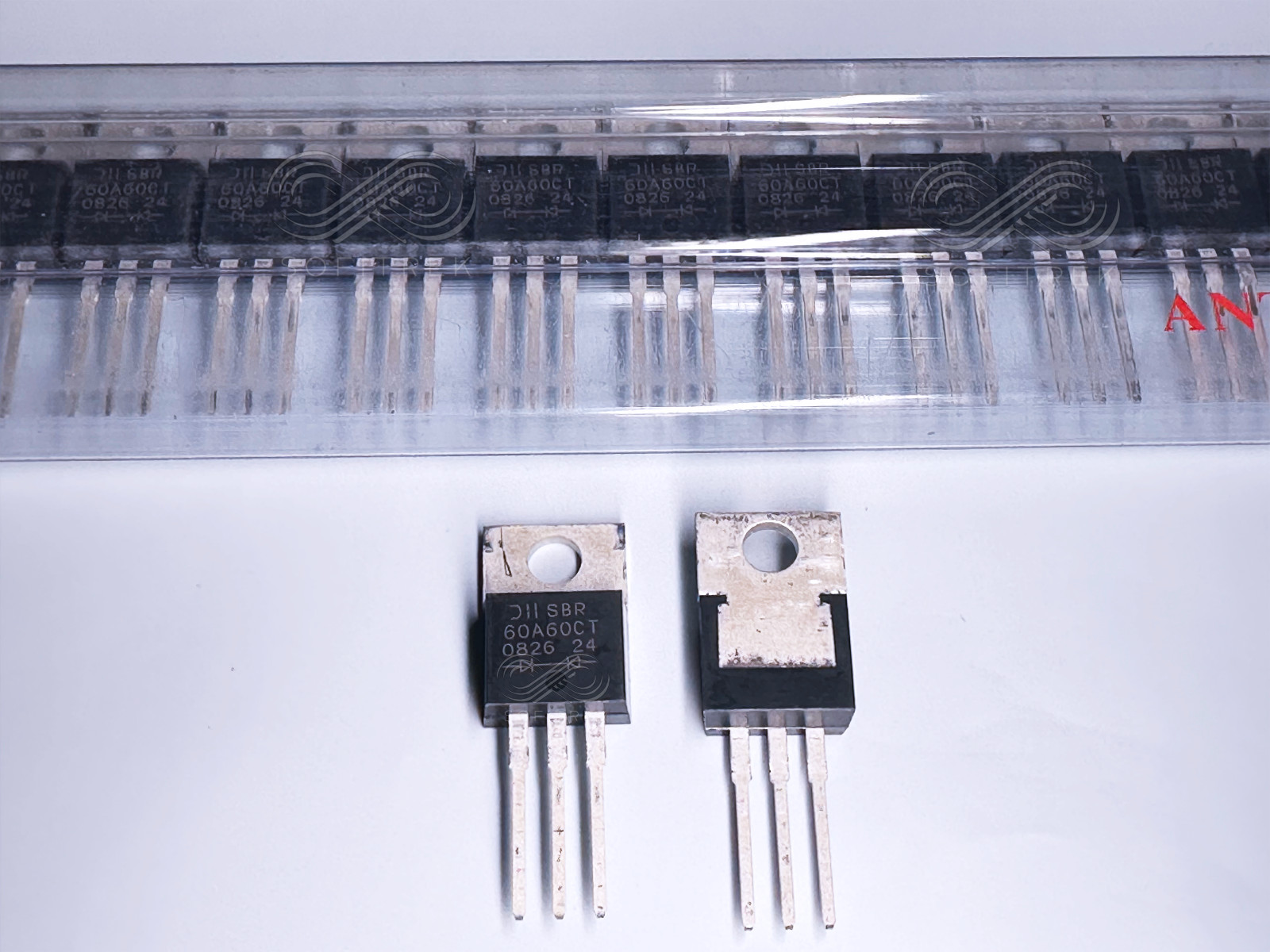 5PCS SBR60A60CT Diodes Inc Schottky Rectifier 60V 60A Diode TO-220AB