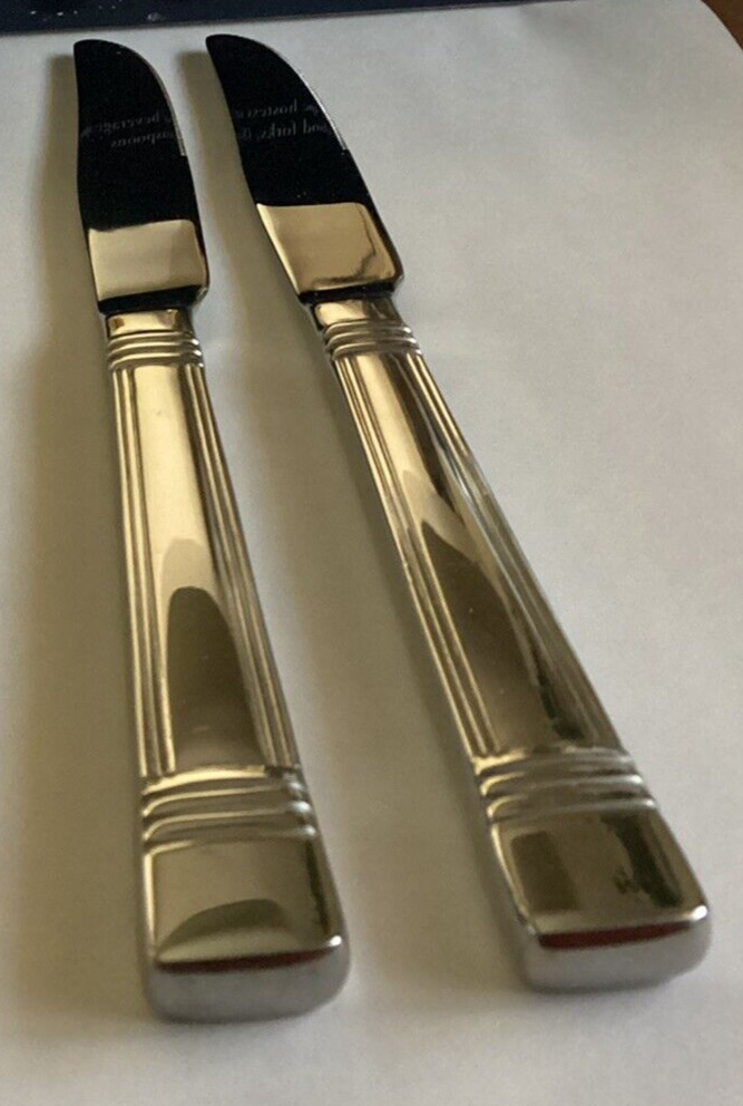 Lynwood Set 2 Dinner Knives Oneida 18/10 Stainless Korea Betty Crocker Flatware