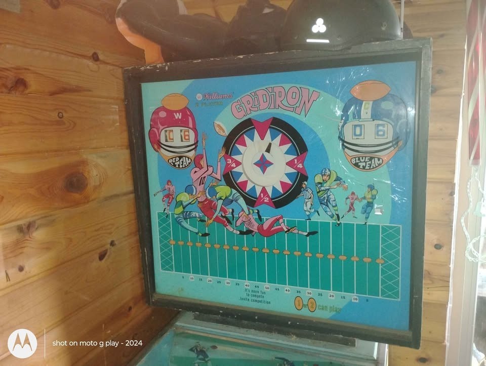 Gridiron Pinball Machine By Williams