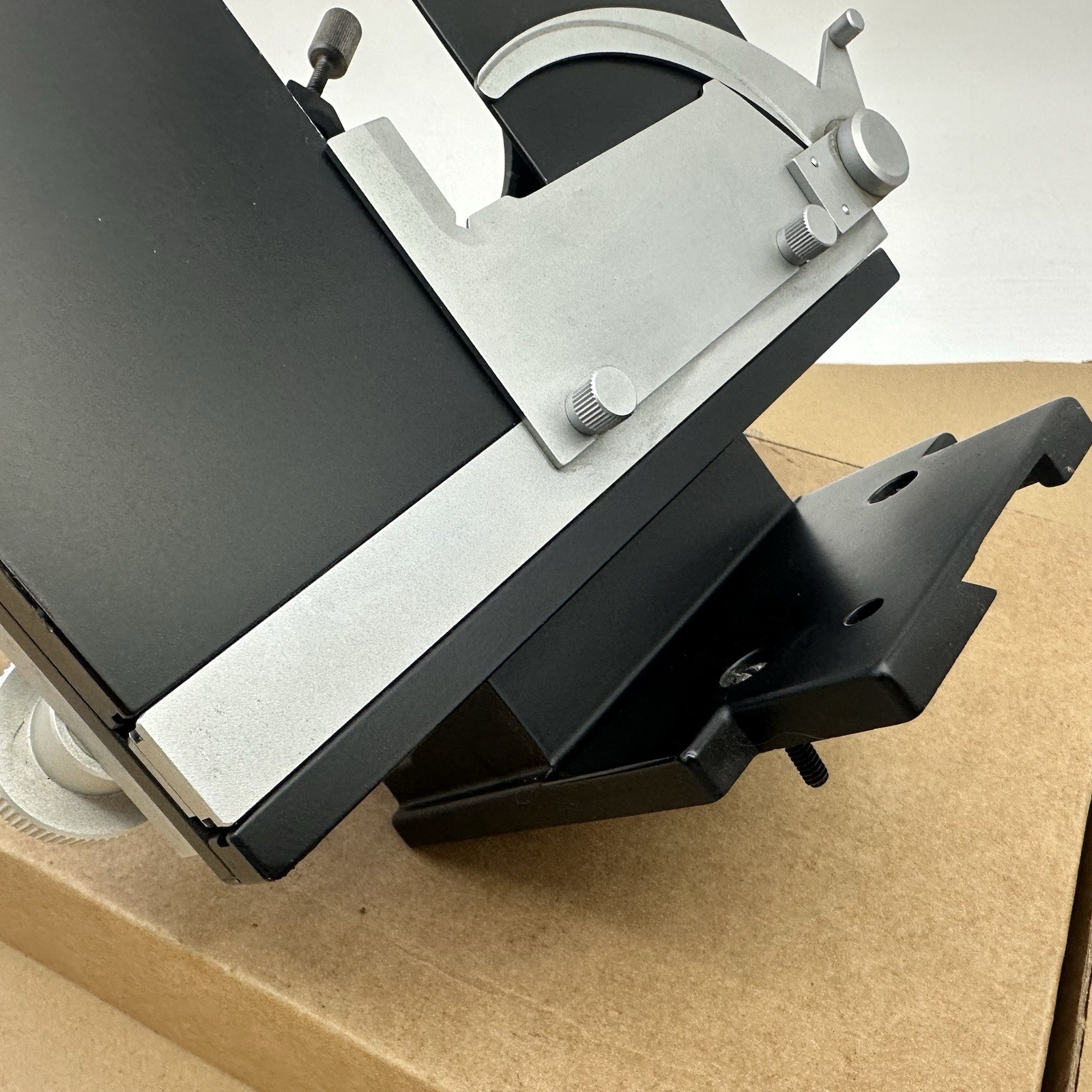 31-60-42 MECANICAL STAGE REPLACEMENT PART FOR BAUSCH LOMB BALPLAN MICROSCOPE