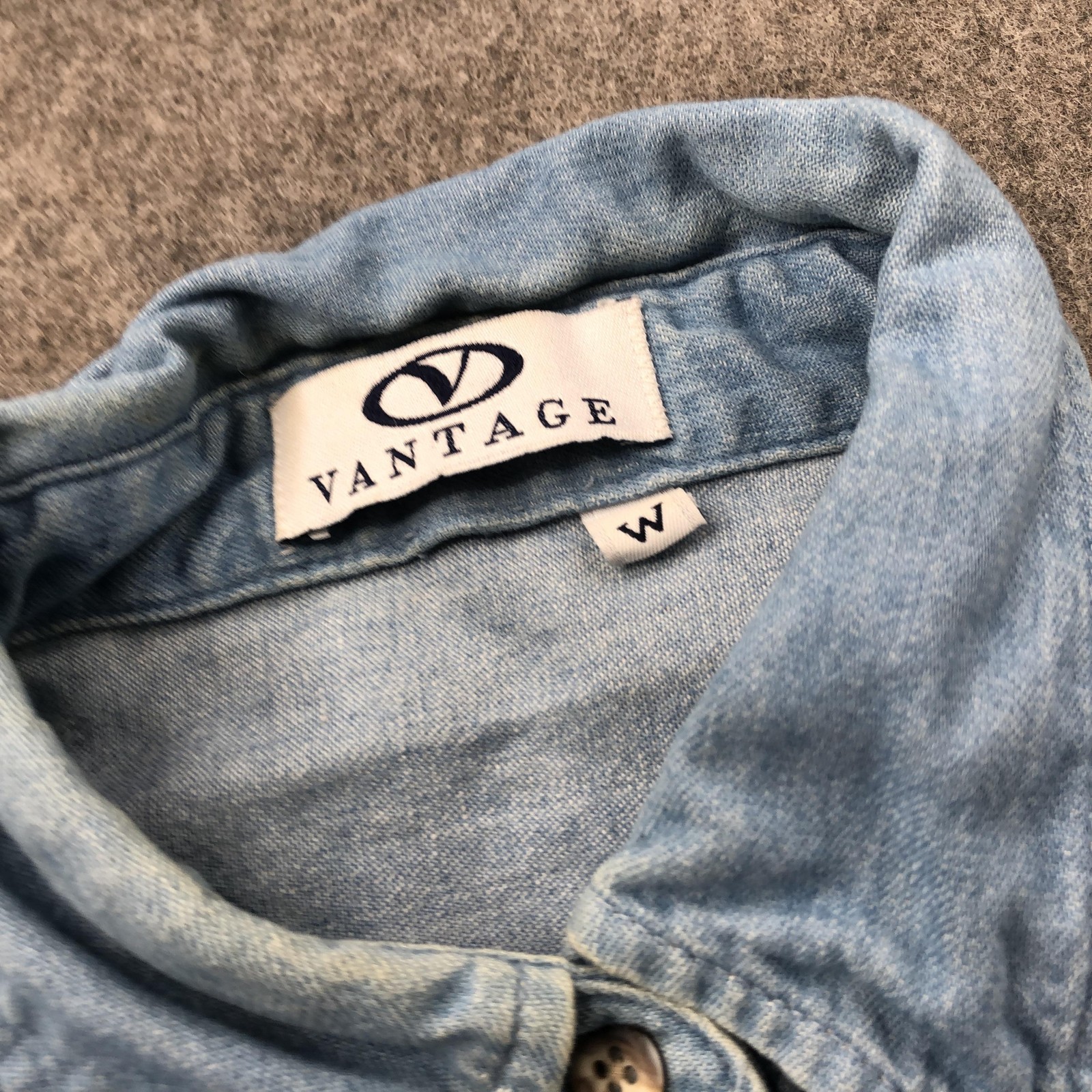 Vintage Diamond Jaxx Shirt Womens Medium Denim Light Blue MILB Baseball Button
