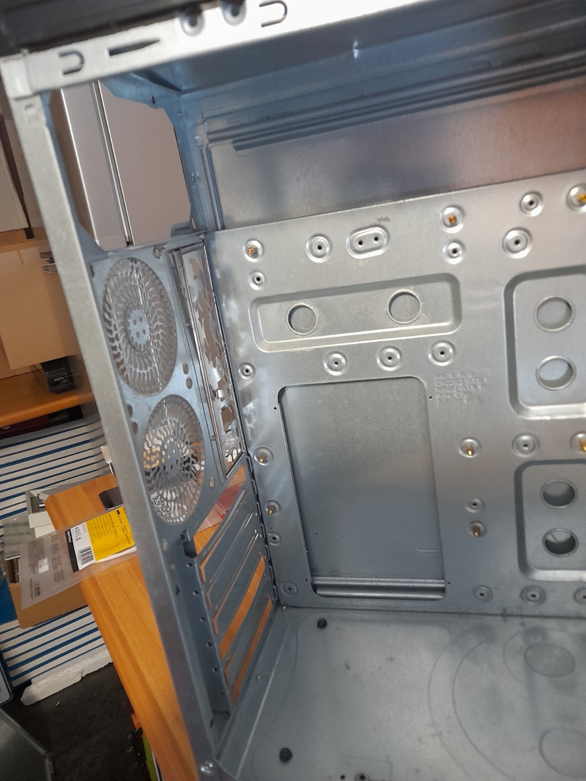 USED DESKTOP CASE