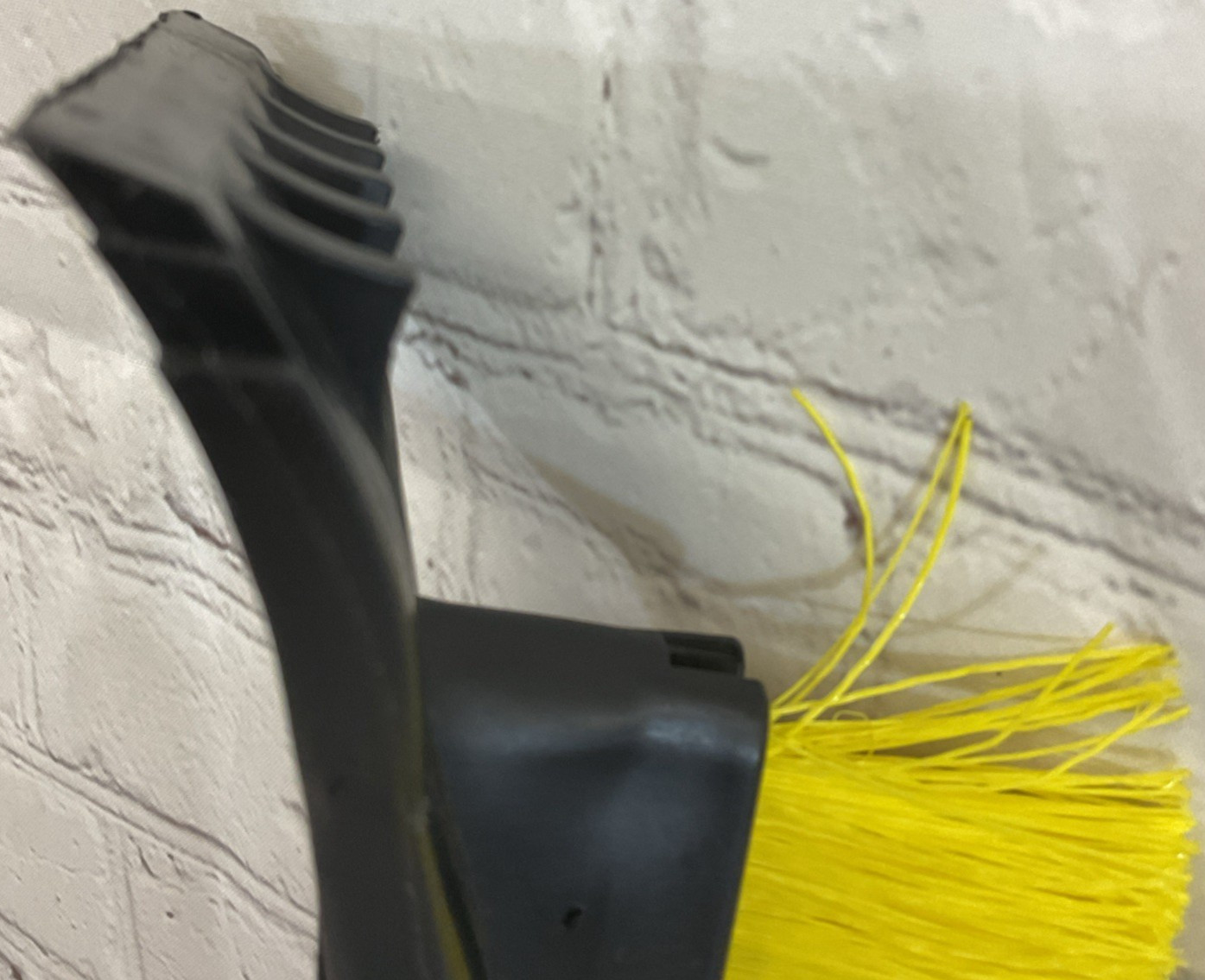EMSCO Bigfoot Extreme Snow Brush Angled Scraper Dual Grips Easy Leverage Yellow