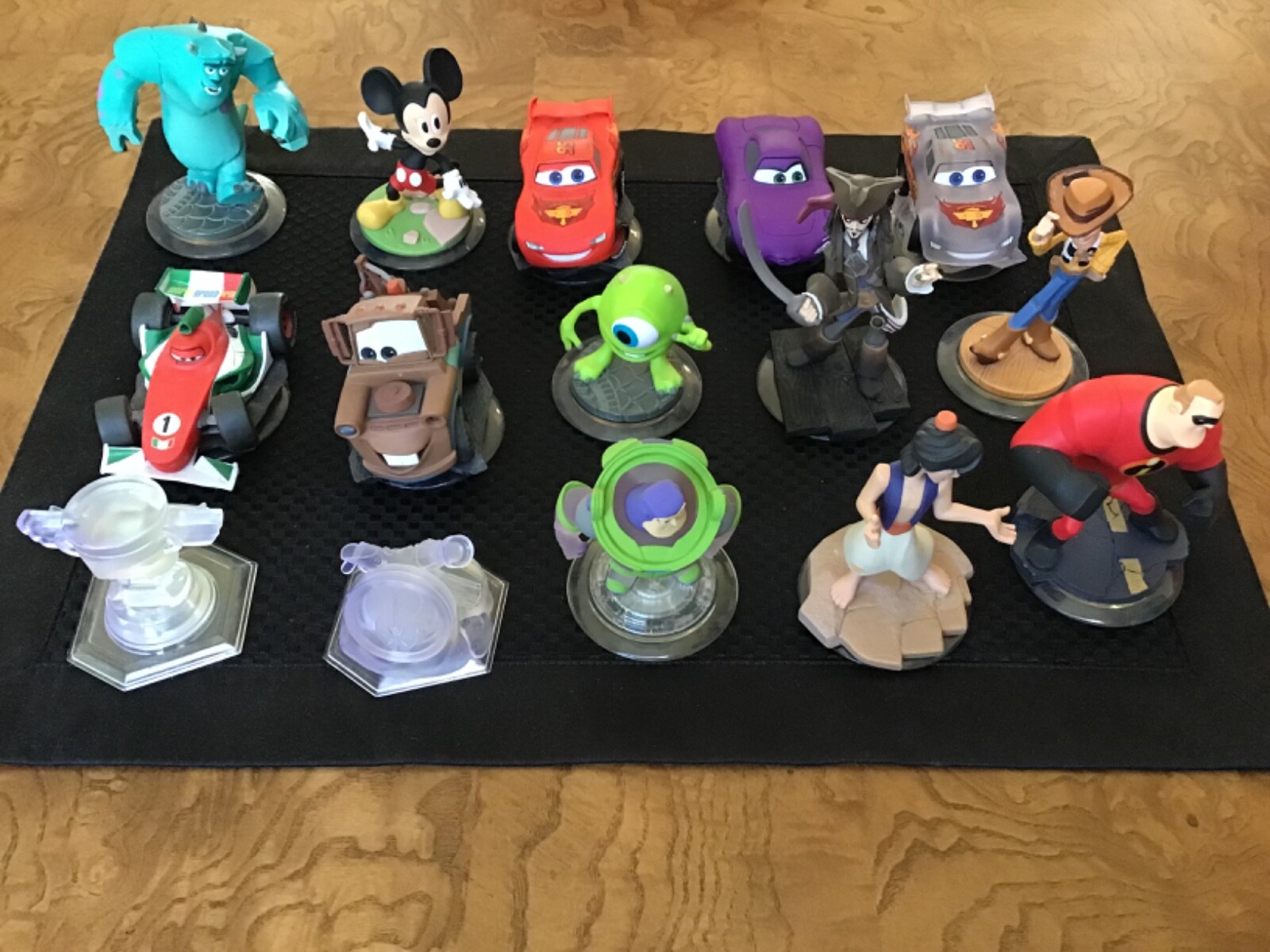 Disney Infinity Figurines 15 Pieces