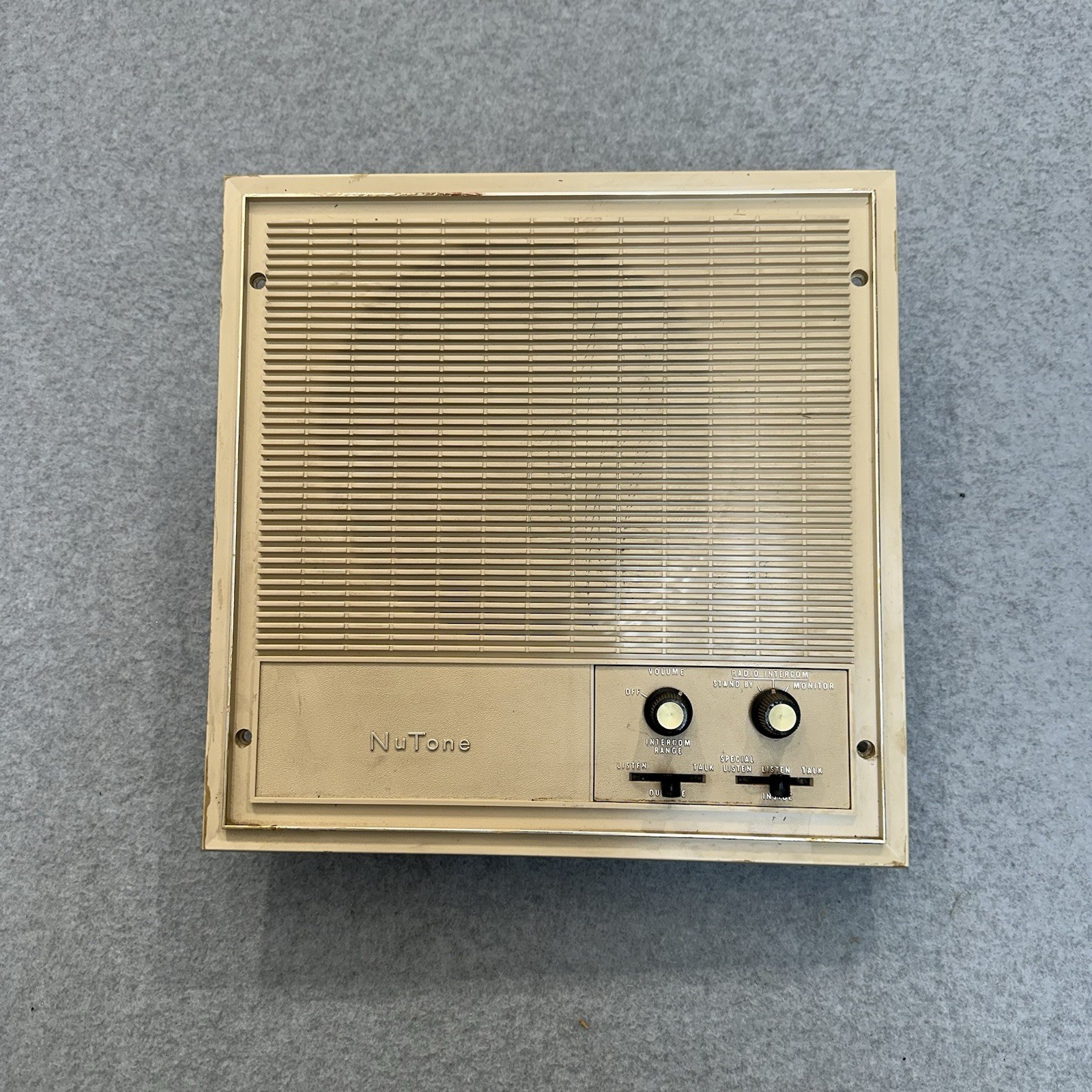 NuTone Scovill 2572-B Vintage Inside Intercom Speaker Tan For Parts Repair 3