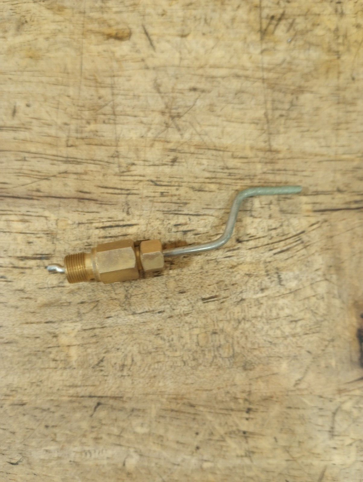 AFC Ashflash 1022 -- Tip Cleaner Lever
