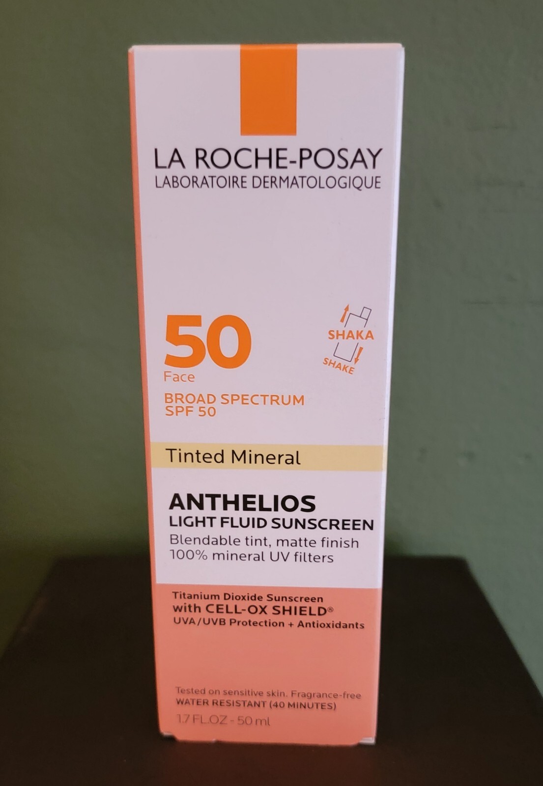 La Roche-Posay Anthelios Mineral Tinted Ultra Light Sunscreen Fluid - 1.7oz 2027