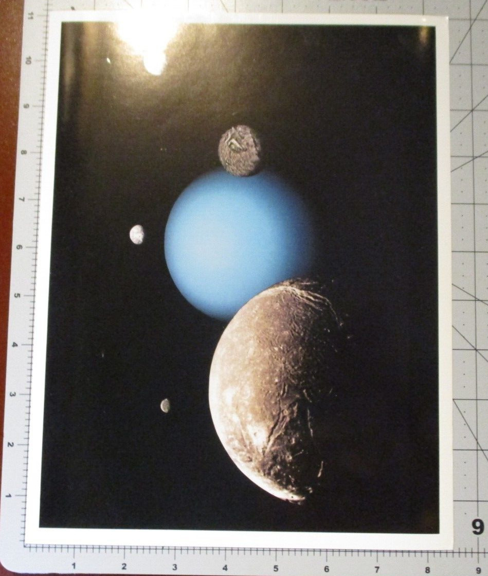NASA JPL PHOTOGRAPH The Uranus System P-31143 400-324A 9/87 Voyager Mission