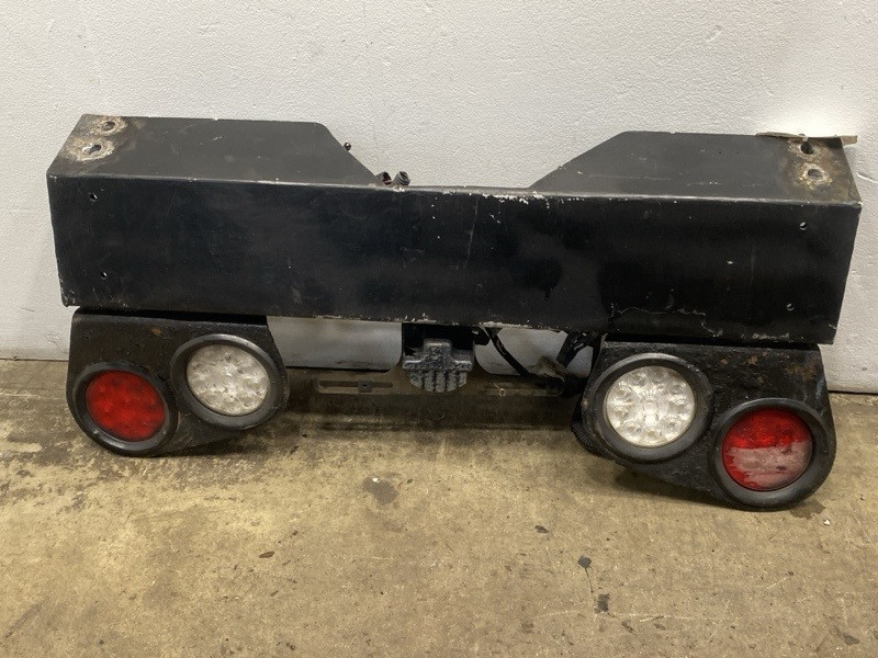 2007 Peterbilt 387 Frame Crossmember (648-11755)