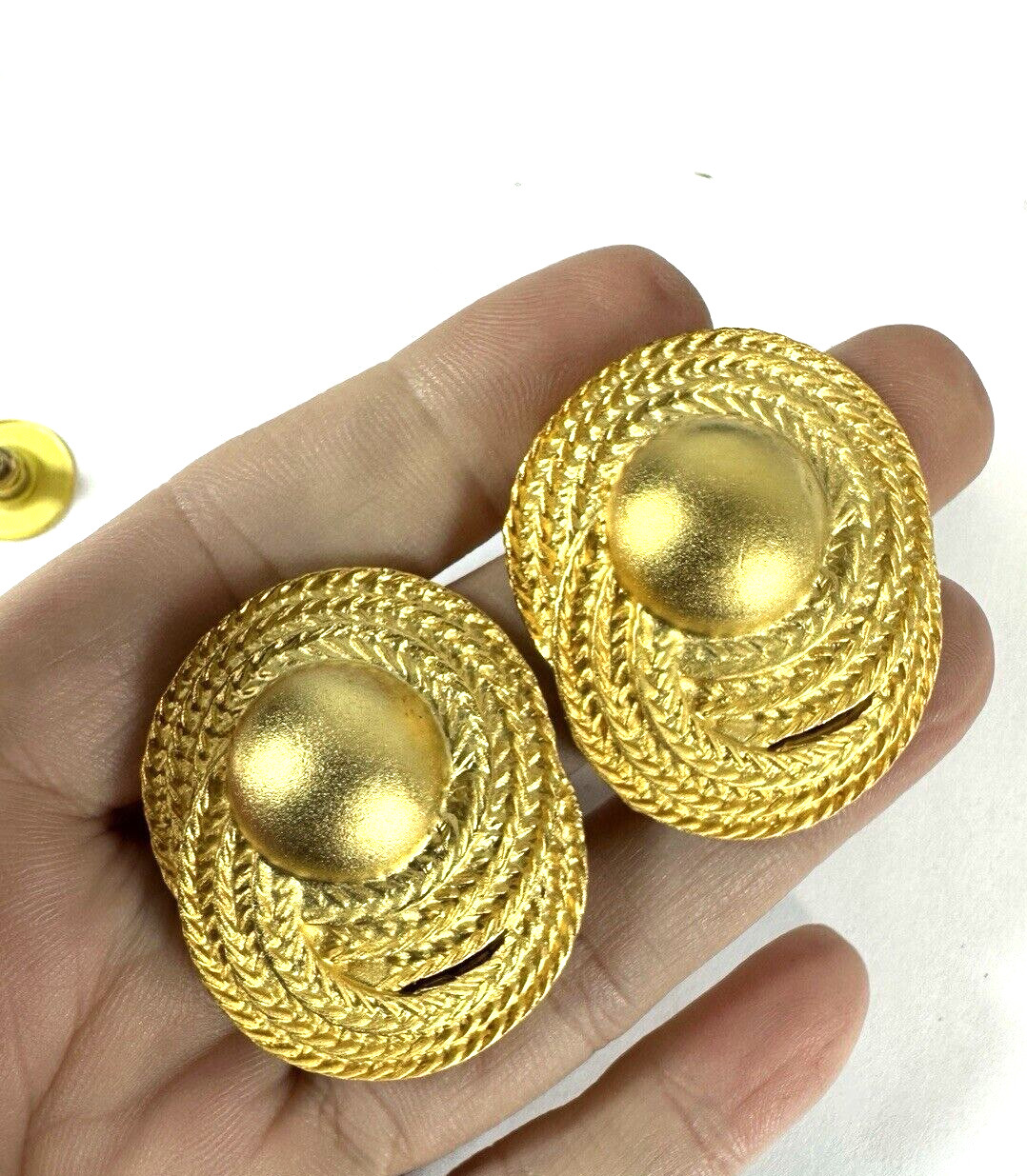 Vintage Earrings Pierced Goldtone Cord Rope Twist Metal