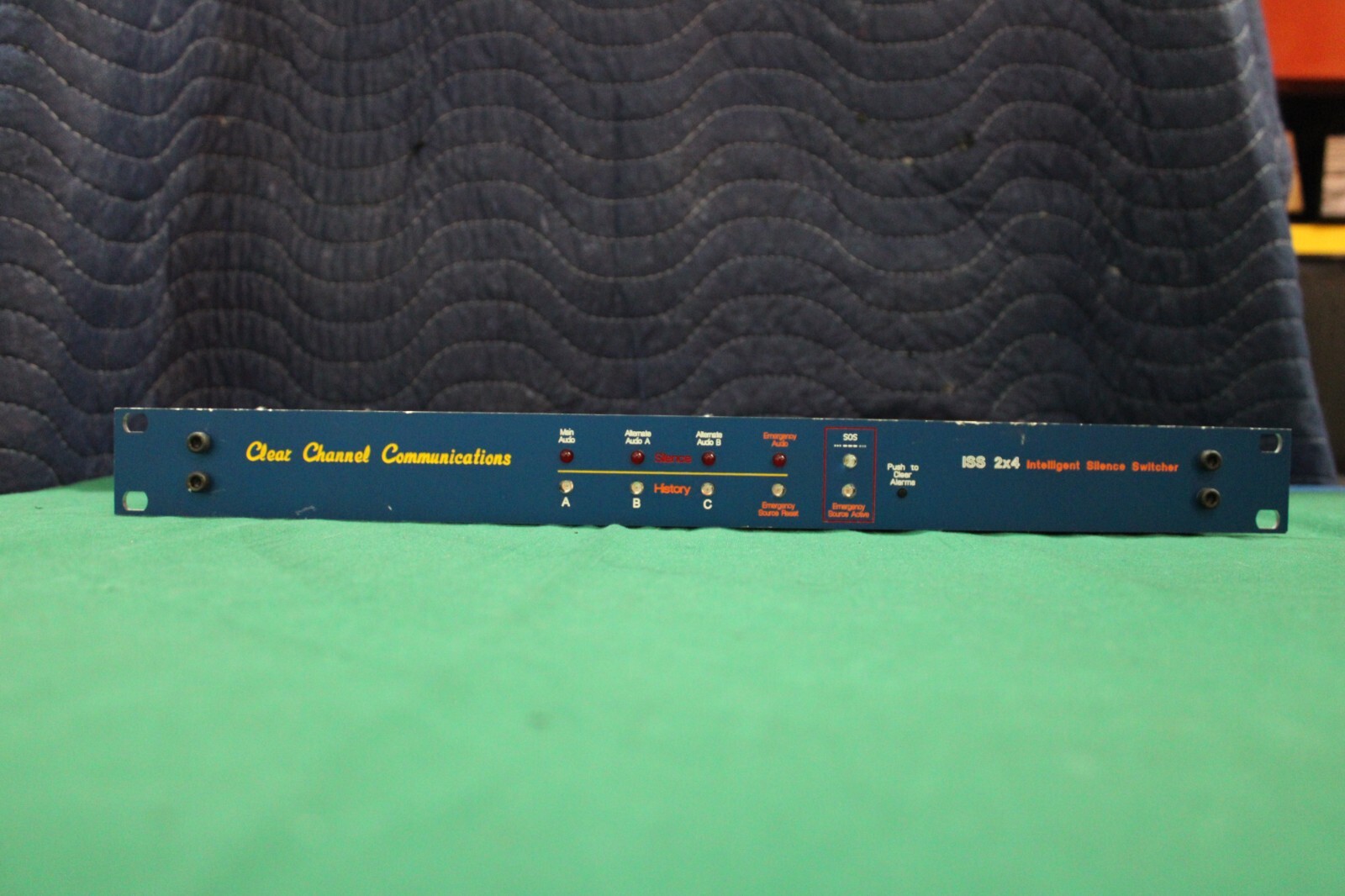 Clear Channel Communications ISS 2x4 Intelligent Silence Switcher