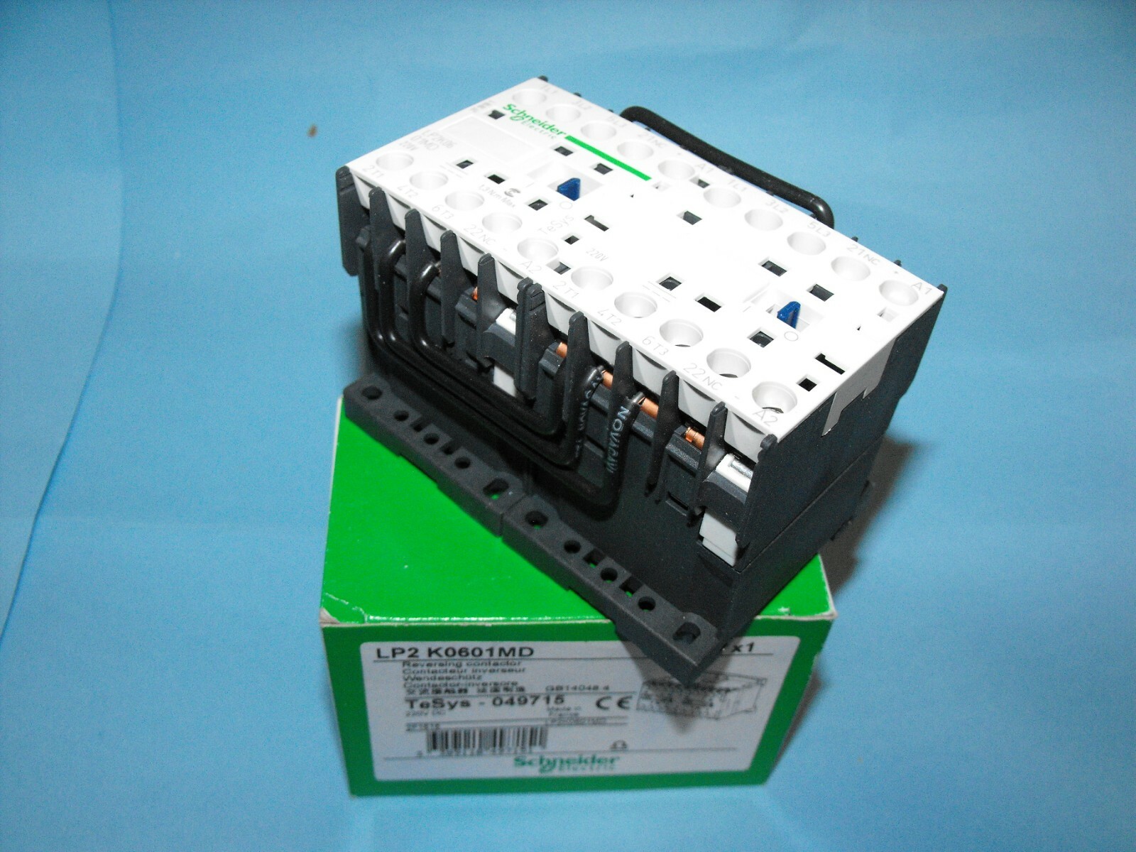 Schneider Electric TELEMECANIQUE.LP2K0601MD.Reversing Contactor.COIL220DC. NEW