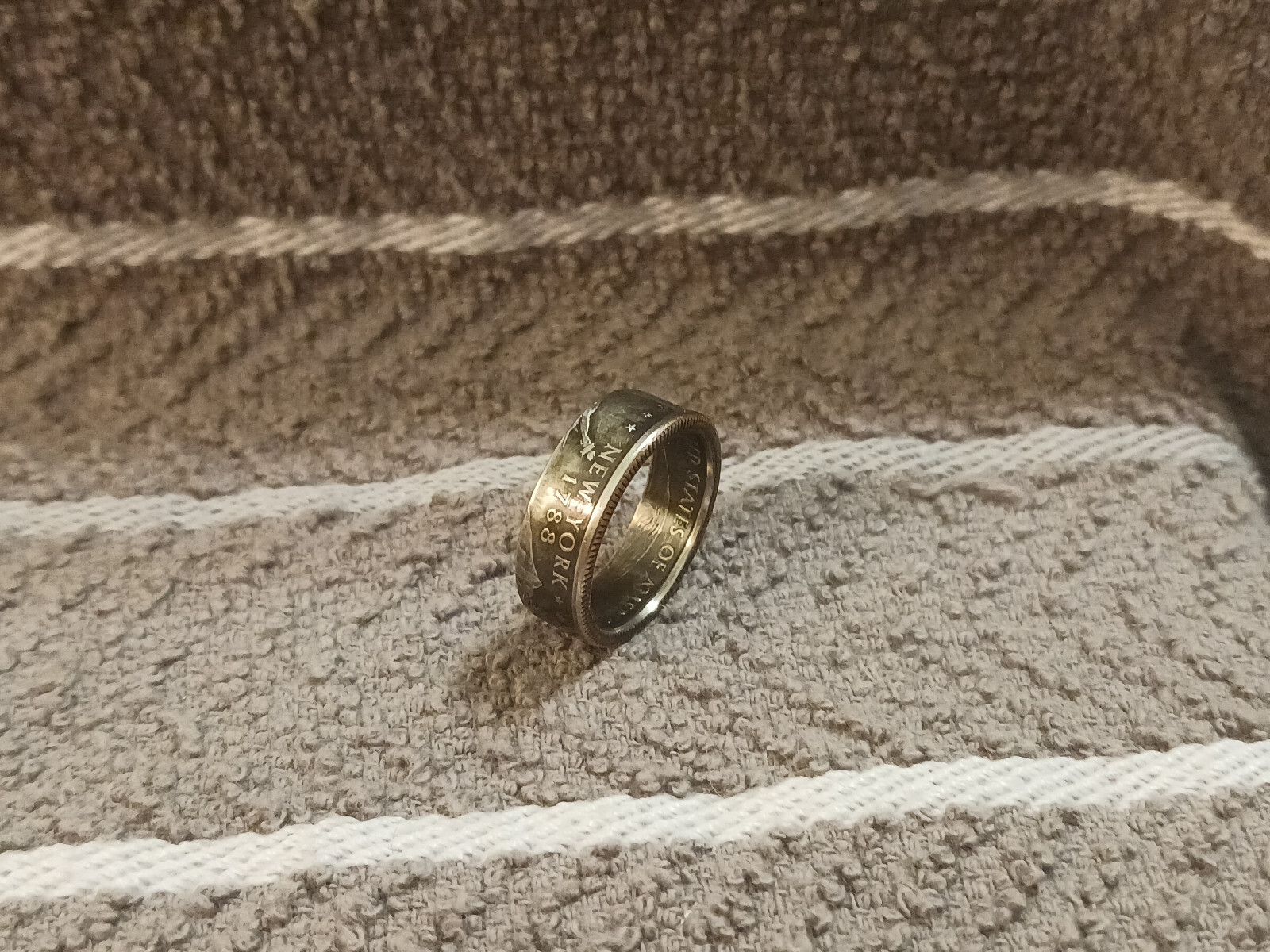 New York Handcrafted Washington Quarters coin ring, size 8  2001