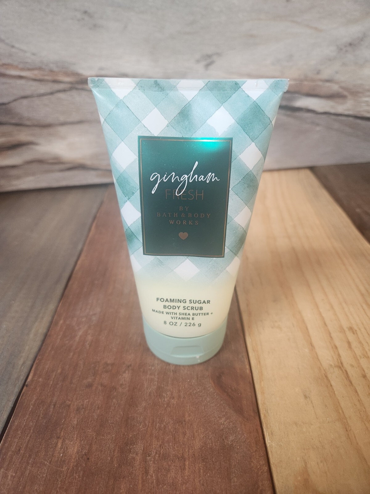 Bath & Body Works Gingham Fresh Foaming Sugar Body Scrub 8oz