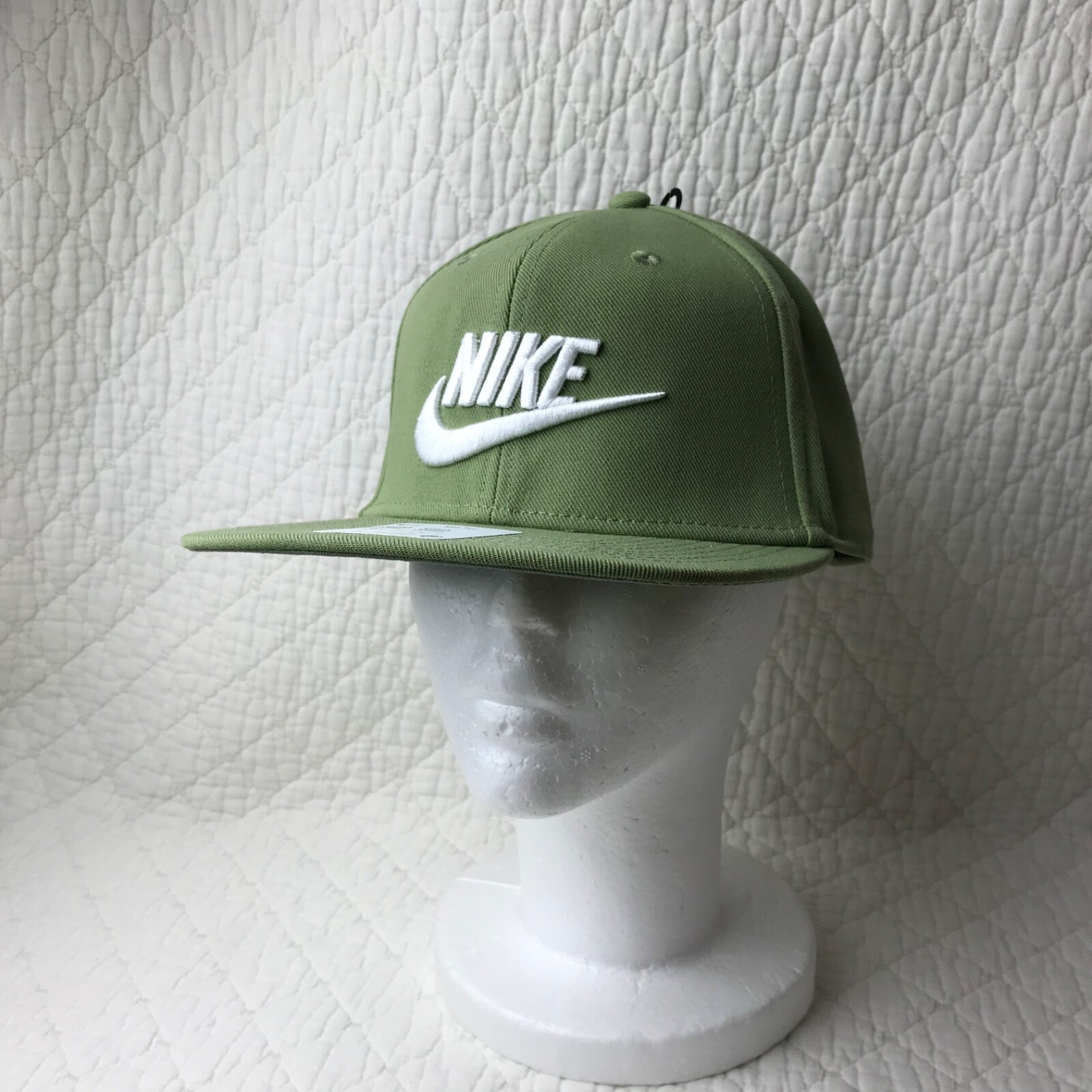 Nike Pro Futura Snapback Hat Cap Adult Unisex 1 SZ Alligator White 891284-334