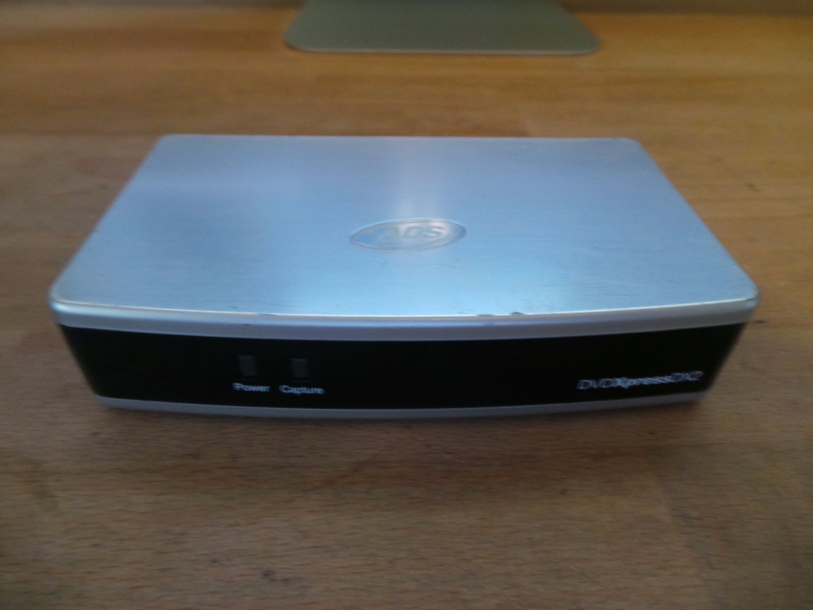 ADS Tech DVD Xpress DX2 USBAV-709 Transfer Videotapes to DVD Express