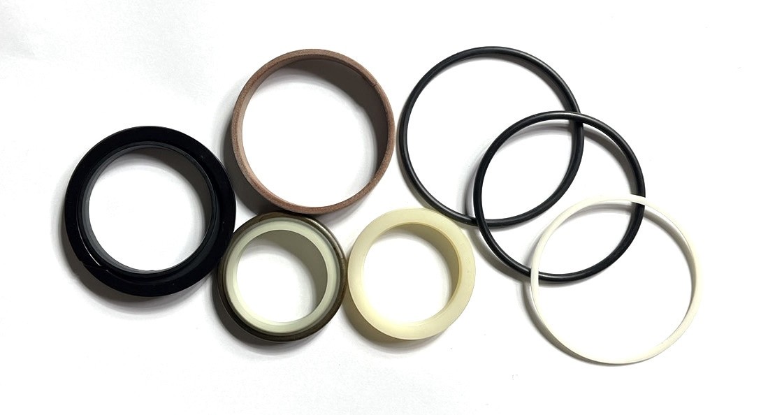 [Generic] Yanmar B6-2 Arm Cylinder Seal Kit. (with ring)