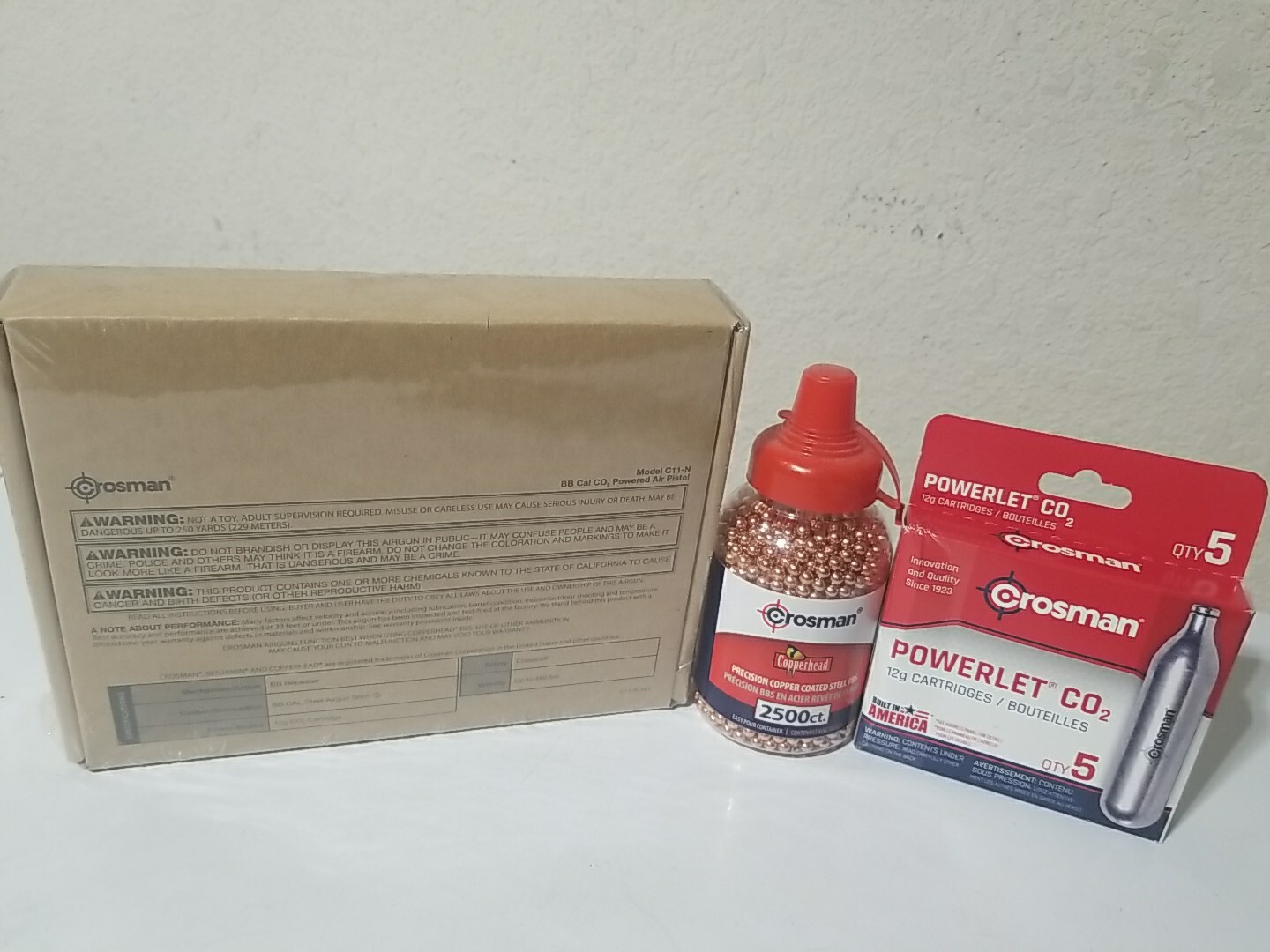Crosman C11 CO2 BB Gun 0.177 Cal Semiautomatic kit w/ Cartridges & BBs