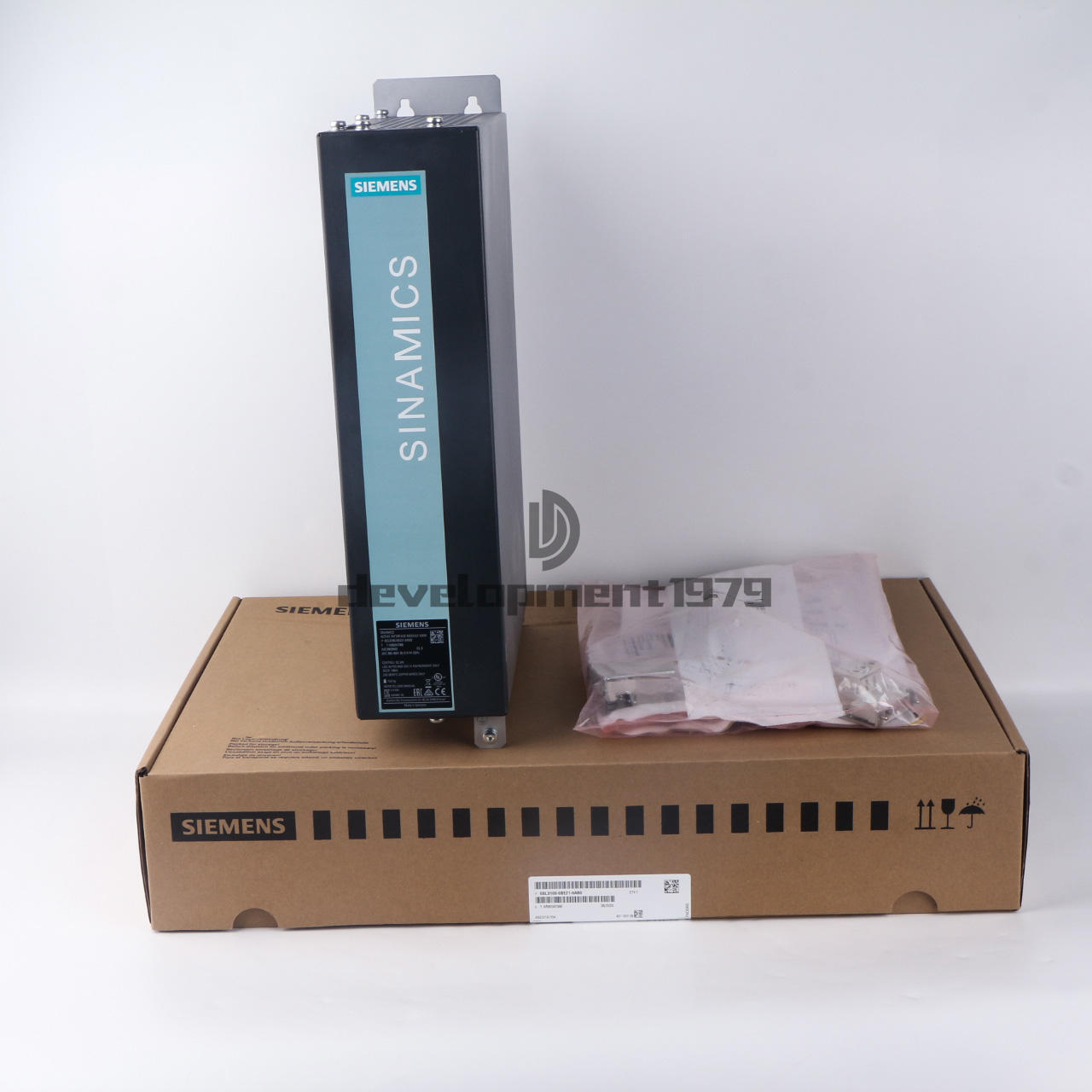 1PCS NEW SIEMENS PLC Module 6SL3100-0BE21-6AB0