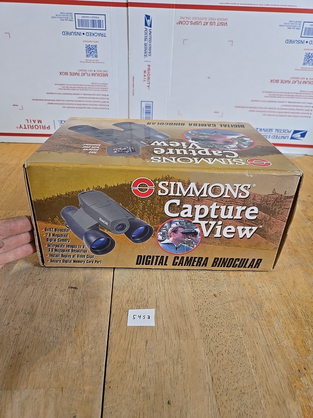 Simmons CaptureView 8x42 Binoculars and Digital Camera Model 822218