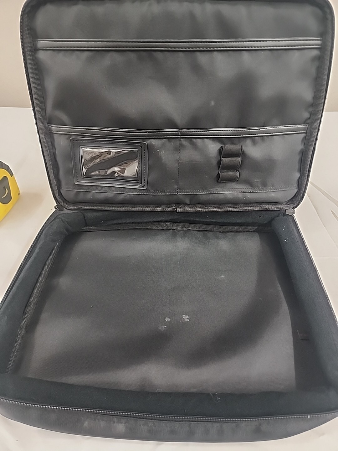 Salty Unbranded Laptop Soft Case Black 15"