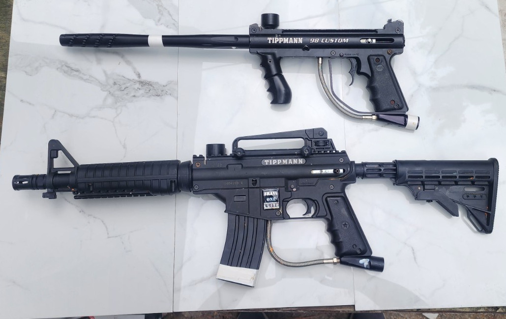 Tippmann 98 Custom and Elite Bravo Paintball Gun Marker w/ Barrel & Bag Untested