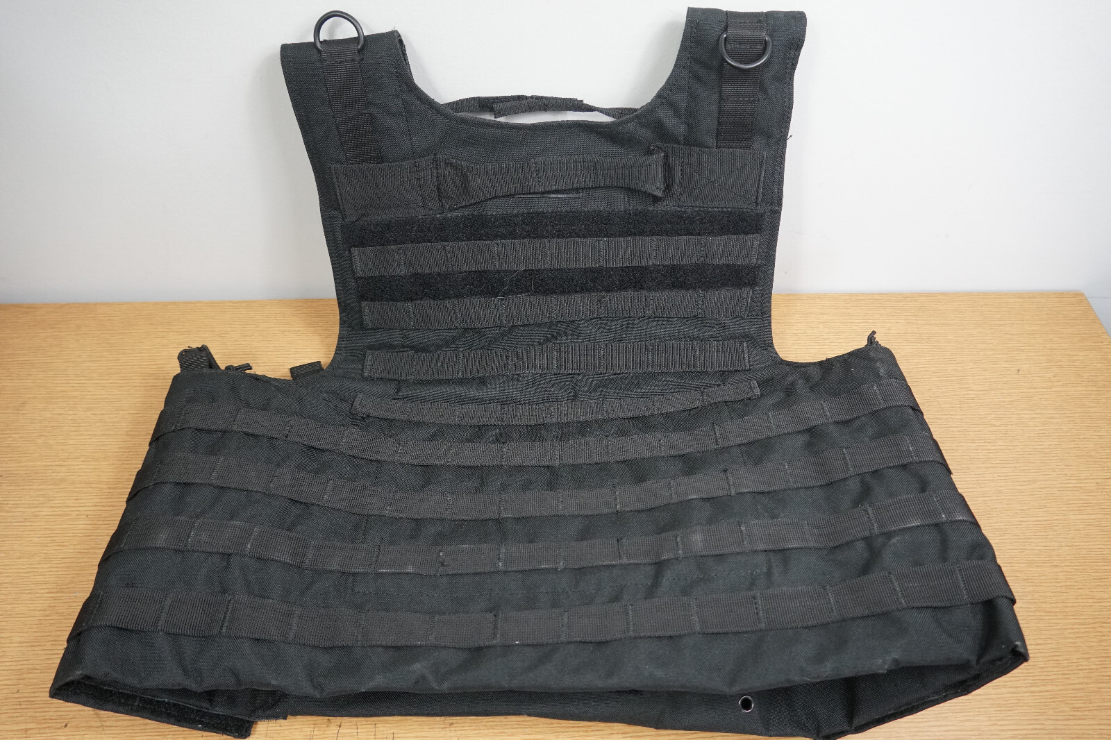Coyote Body Armor Vest Molle Marked Level IIIA Medium/Large Black