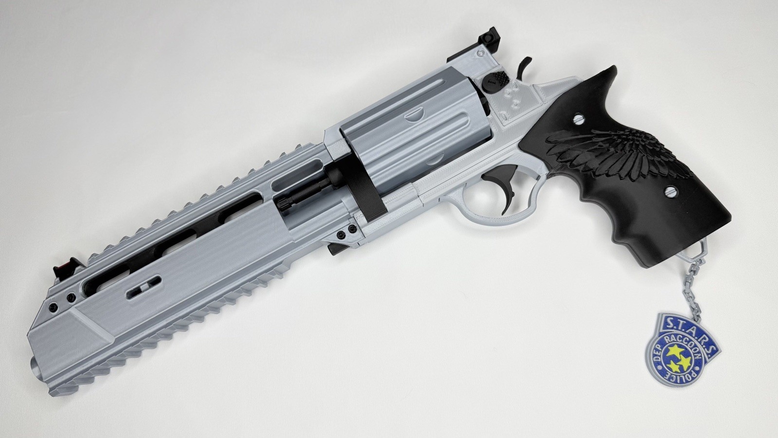 Leon Kennedy’s Requiem | Resident Evil | 3D Printed | Cosplay Replica | 1:1 size