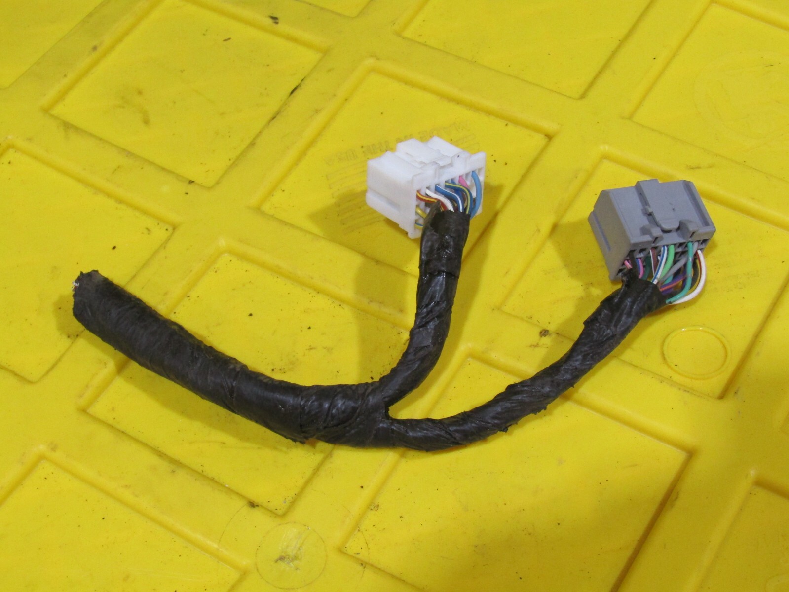 2007-2008 Nissan Maxima OEM transmission control module connector pigtail set 08