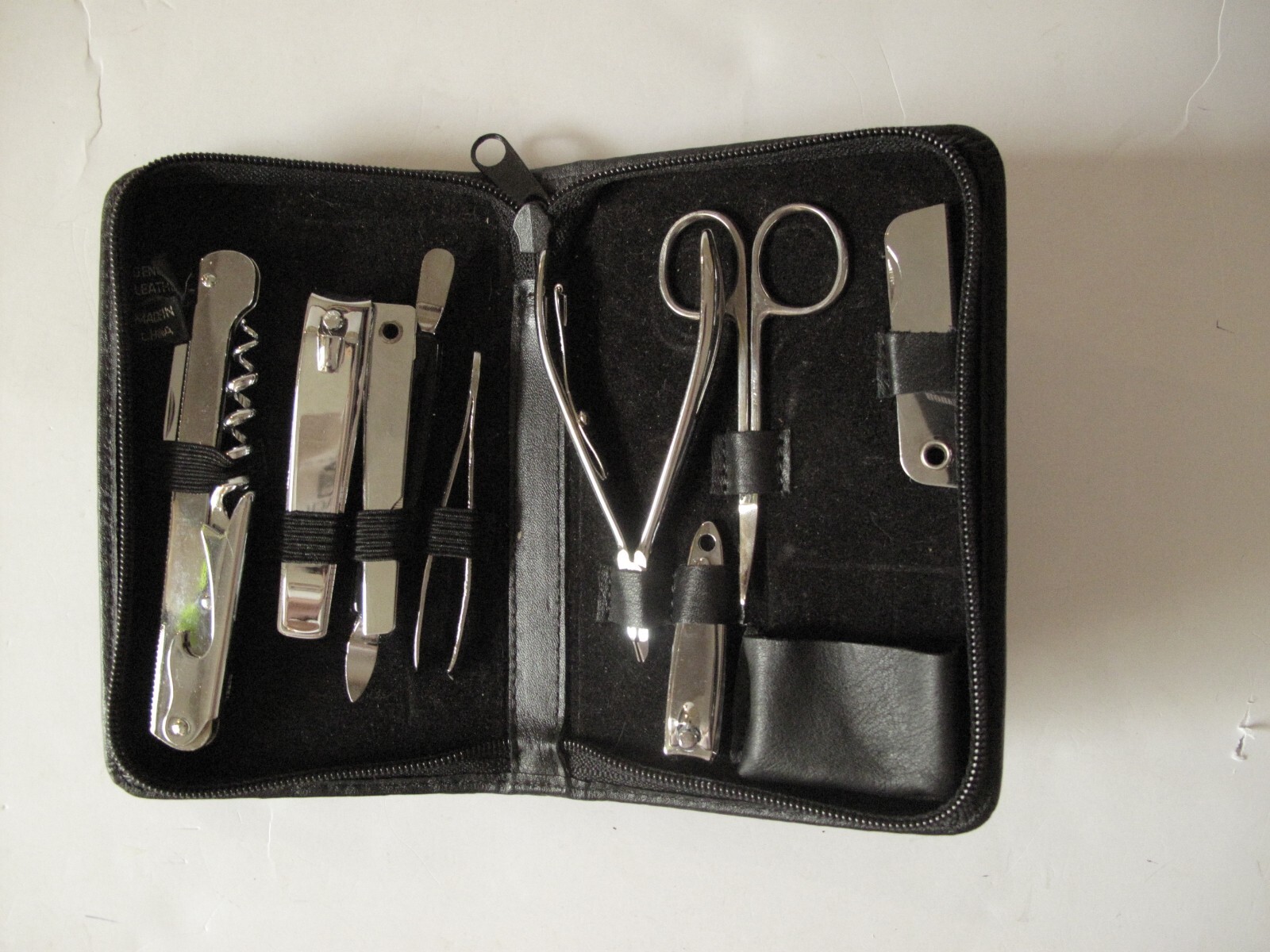 Groom Kit - Manicure & Tools: Pocket Knife, Scissors, Nail Clippers, Tweezer...