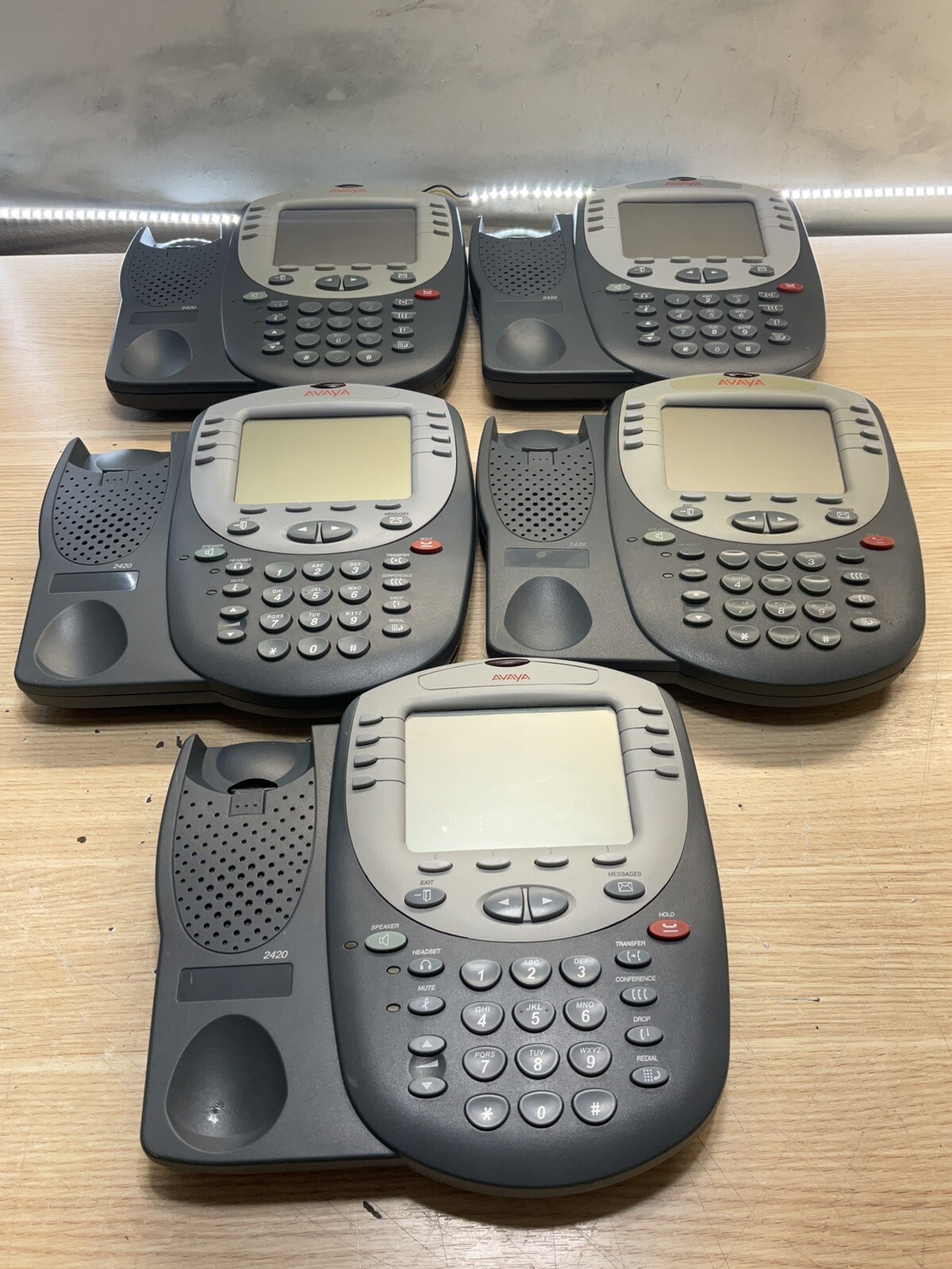 5 Avaya phone 2420. Pre-owned. Business Digital IP Phone/for Parts /JUA2257