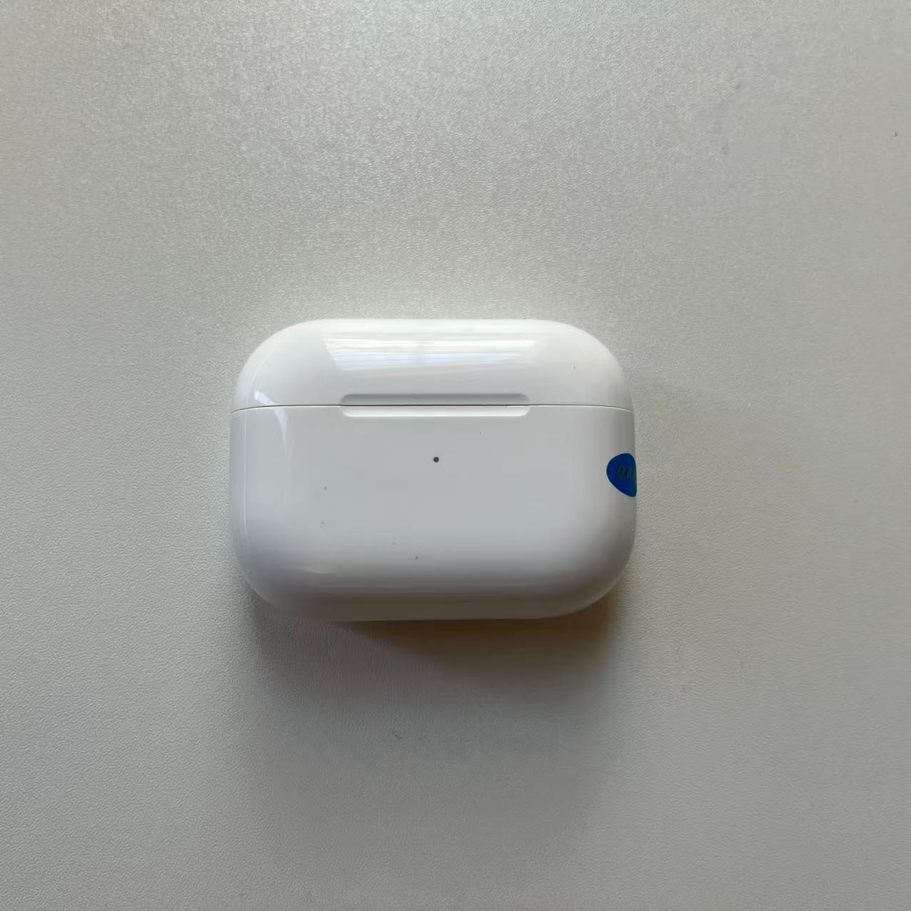 Apple AirPods Pro with Wireless Charging Case - White
