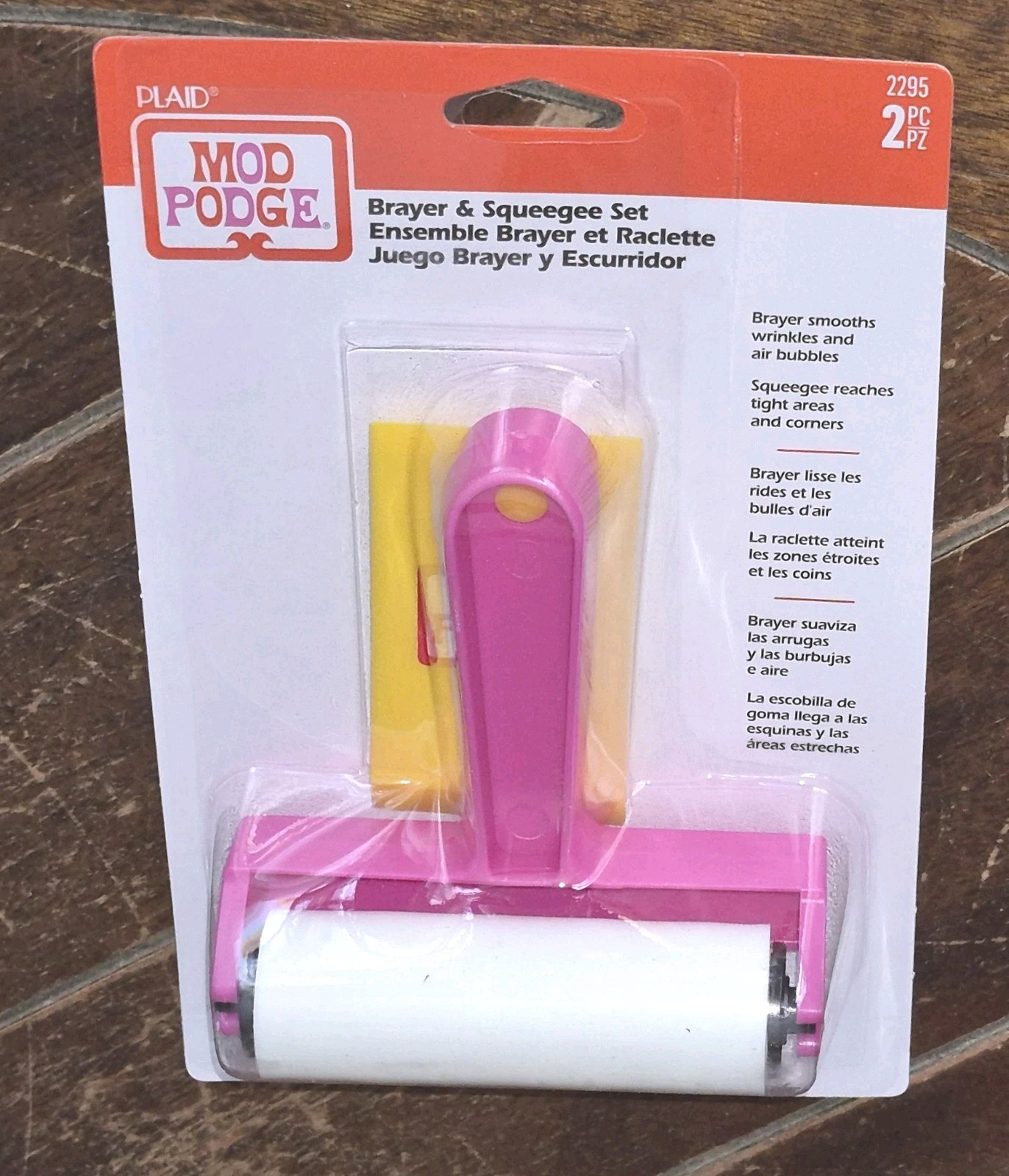 Plaid Mod Podge 4.5" Brayer & 3.5 x 2" Squeegee Set! Model #2295