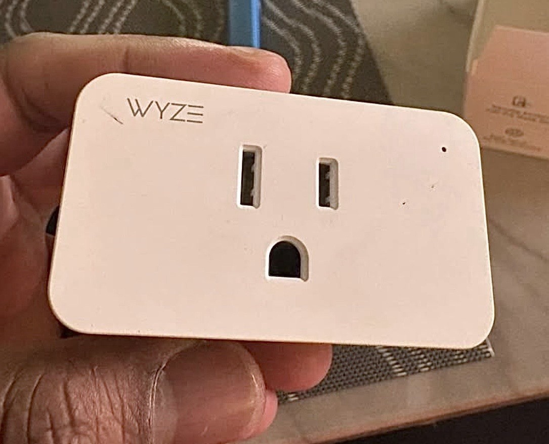 Wyze WLPP1CFH Smart Plug White, 2-Pack, WiFi Bluetooth 4.2