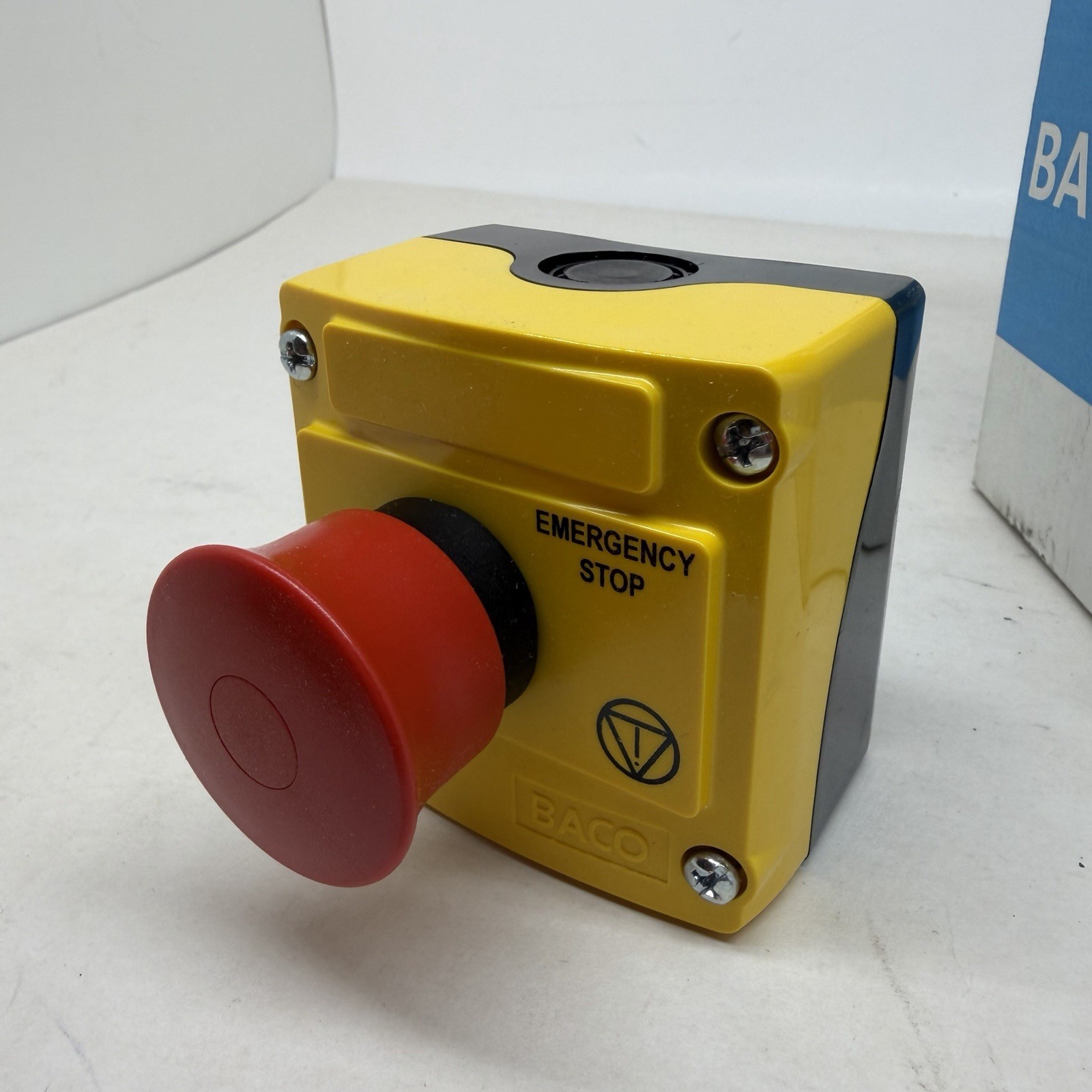 BACO LBX15301 224-219 Push-Pull Emergency Stop in Enclosure
