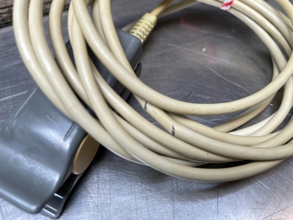 Philips SureSigns VM8 Bedside Monitor w NIBP, ECG Cable, SpO2 Sensor & More