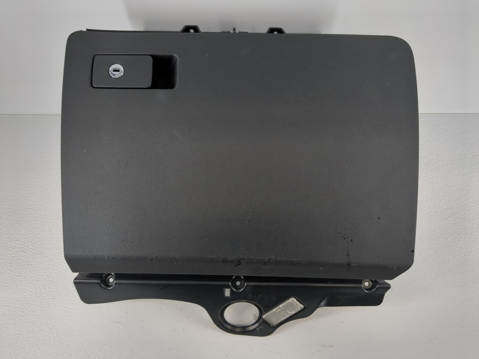 2006 Volkswagen Passat Passenger Glove Box Door Storage Compartment ATBOE