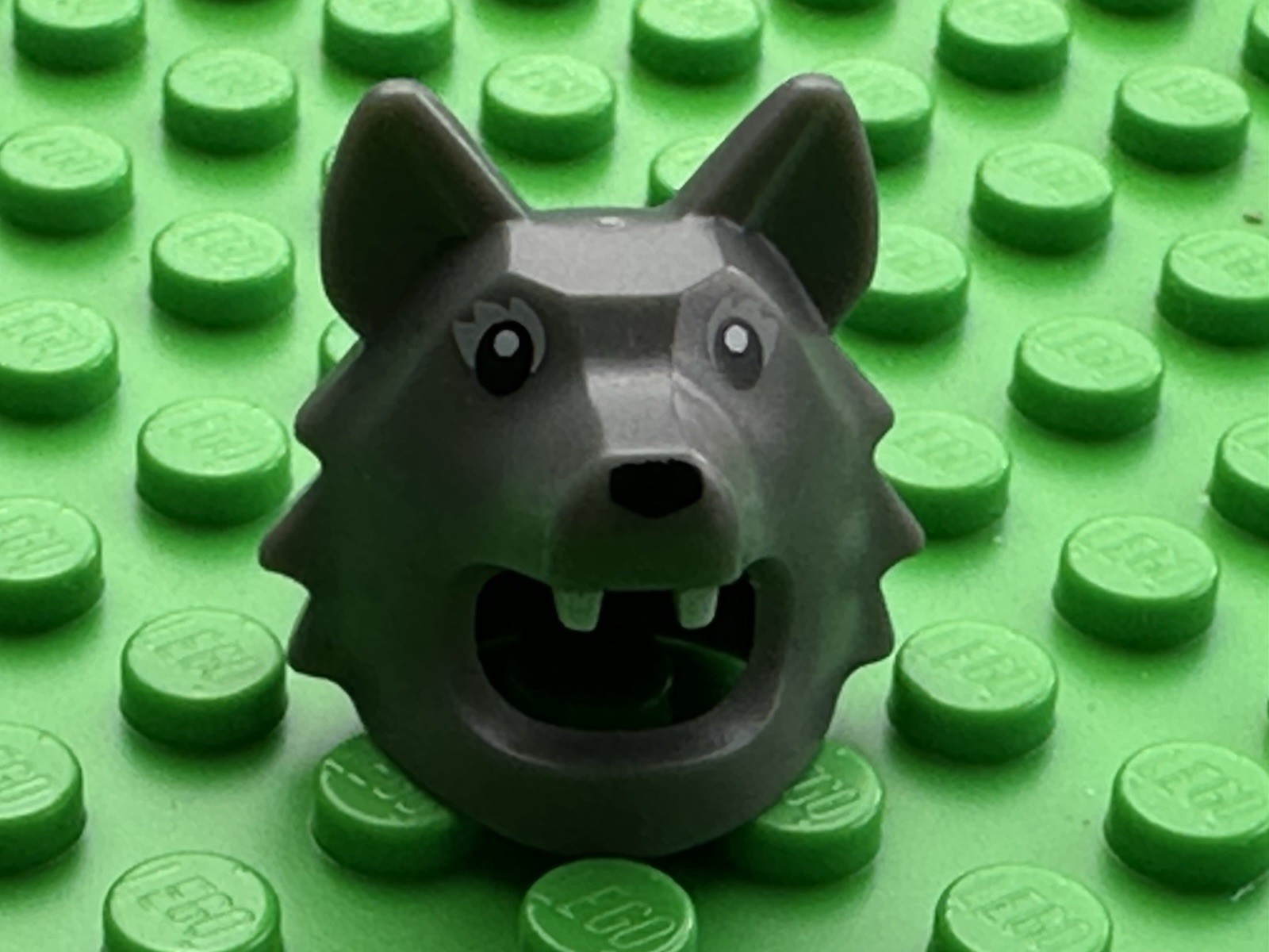 Lego Minifigure Headgear Hat From Set 71034 (Wolf Costume)