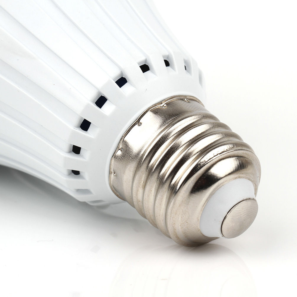 LED E27 Energy Saving Rechargeable Intelligent Light Bulb Lamp Emergency Lights