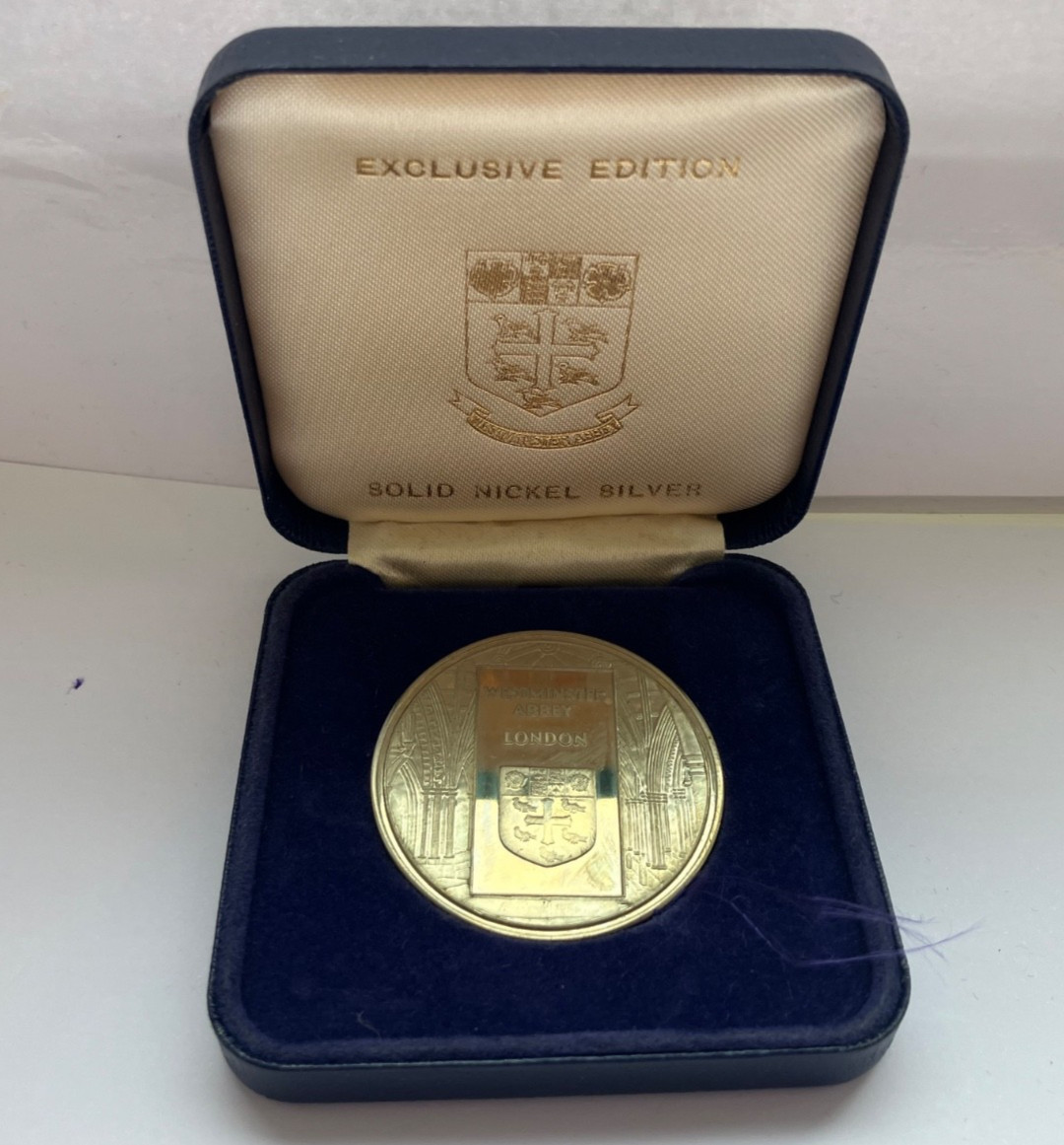 SOLID NICKEL SILVER WESTMINSTER ABBEY COIN MEDAL