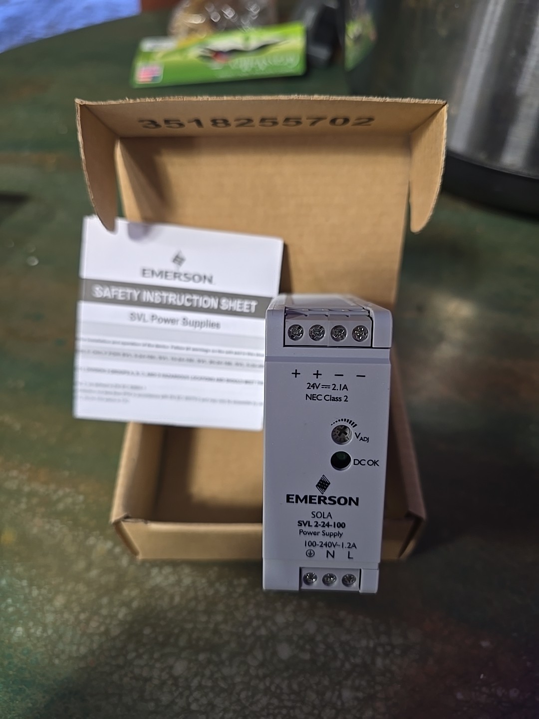 NEW- Emerson SOLA SVL-2-24-100 SVL Series Power Supply 50W 24V DIN PS 100-240VAC