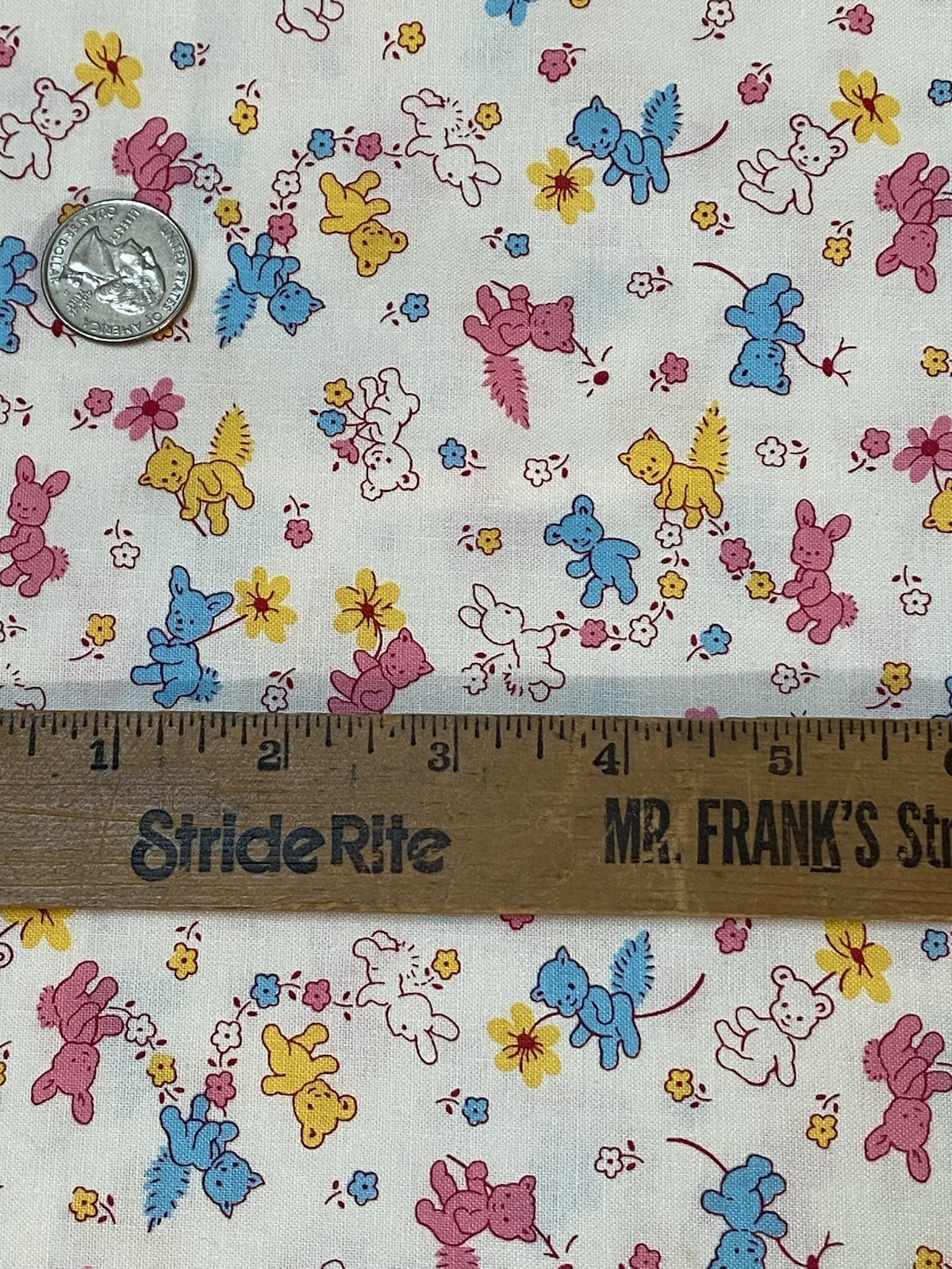 Retro 30s Cotton fabric Teddy Bears Rabbit Yellow Blue White Pink 28x44 Quilting