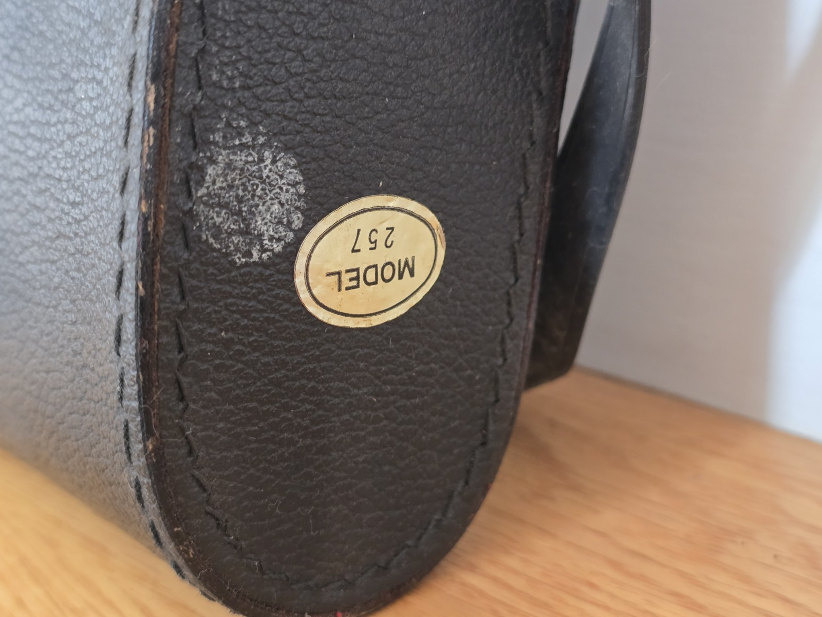 Empire Binoculars Model 257 No 48223 | CASE ONLY