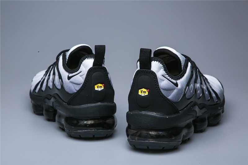 New Nike Air Vapormax TN Plus Men's White and Black Sneakers Running Shoes -