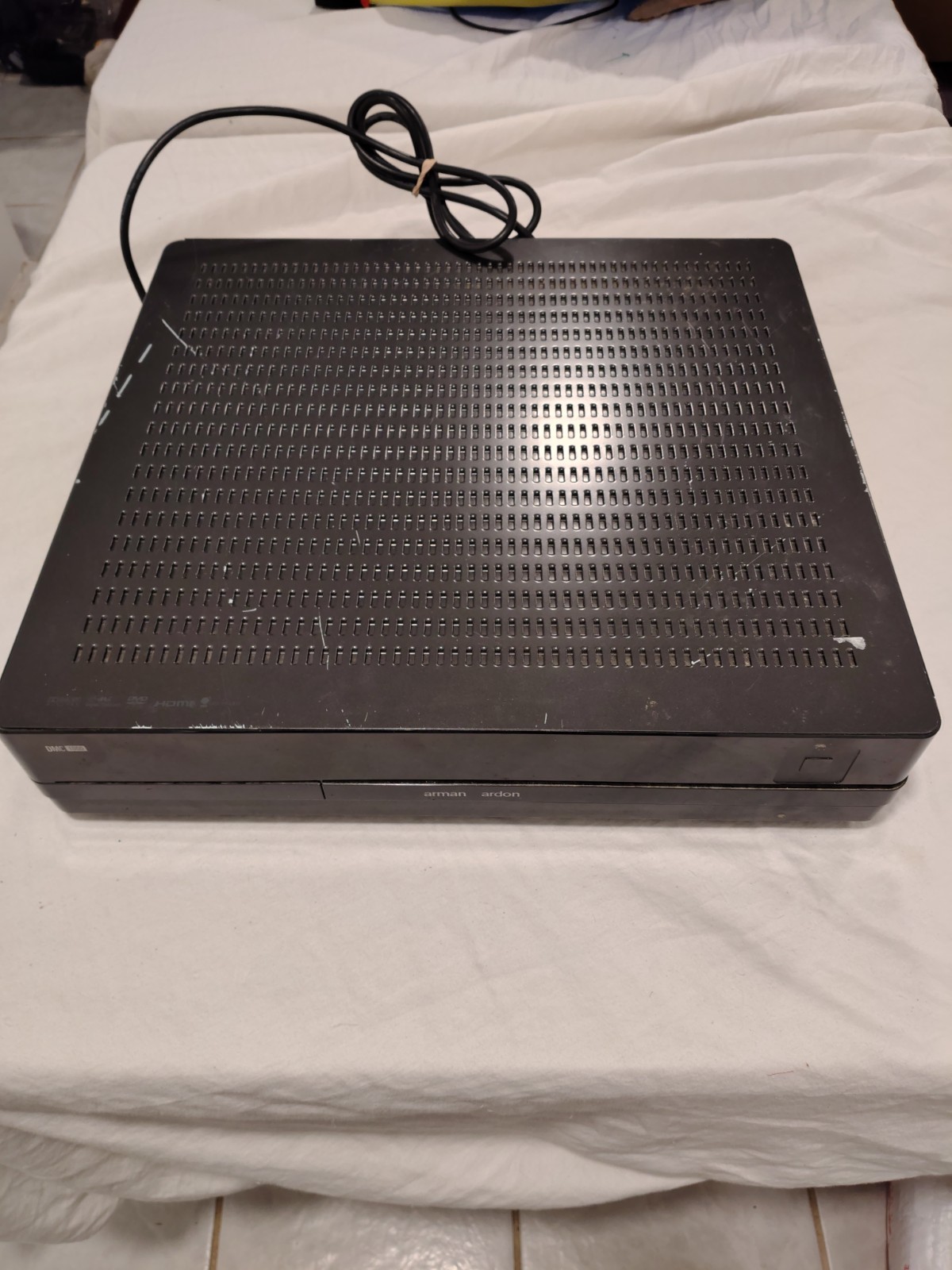 Harman Kardon DMC 1000 Media Center HDD CD/DVD Player Powers On Tray Works AS-IS